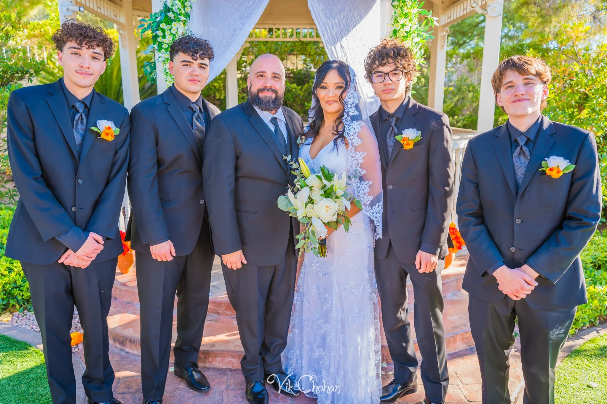 2026-06-20-Raul-and-Antoinette-Las-Vegas-Wedding-Little-Chapel-on-the-Corner-Vik-Chohan-Photography-Social-Media-175.jpg