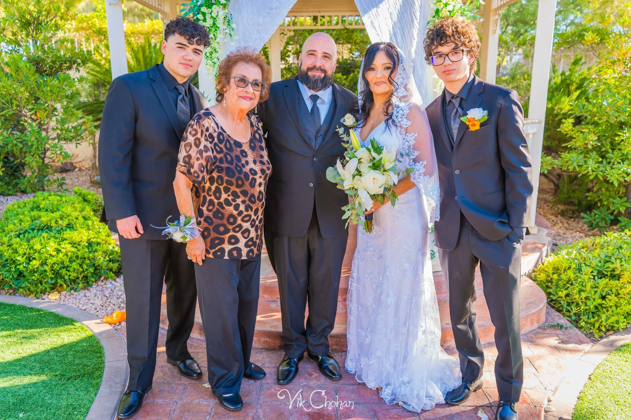 2026-06-20-Raul-and-Antoinette-Las-Vegas-Wedding-Little-Chapel-on-the-Corner-Vik-Chohan-Photography-Social-Media-177.jpg