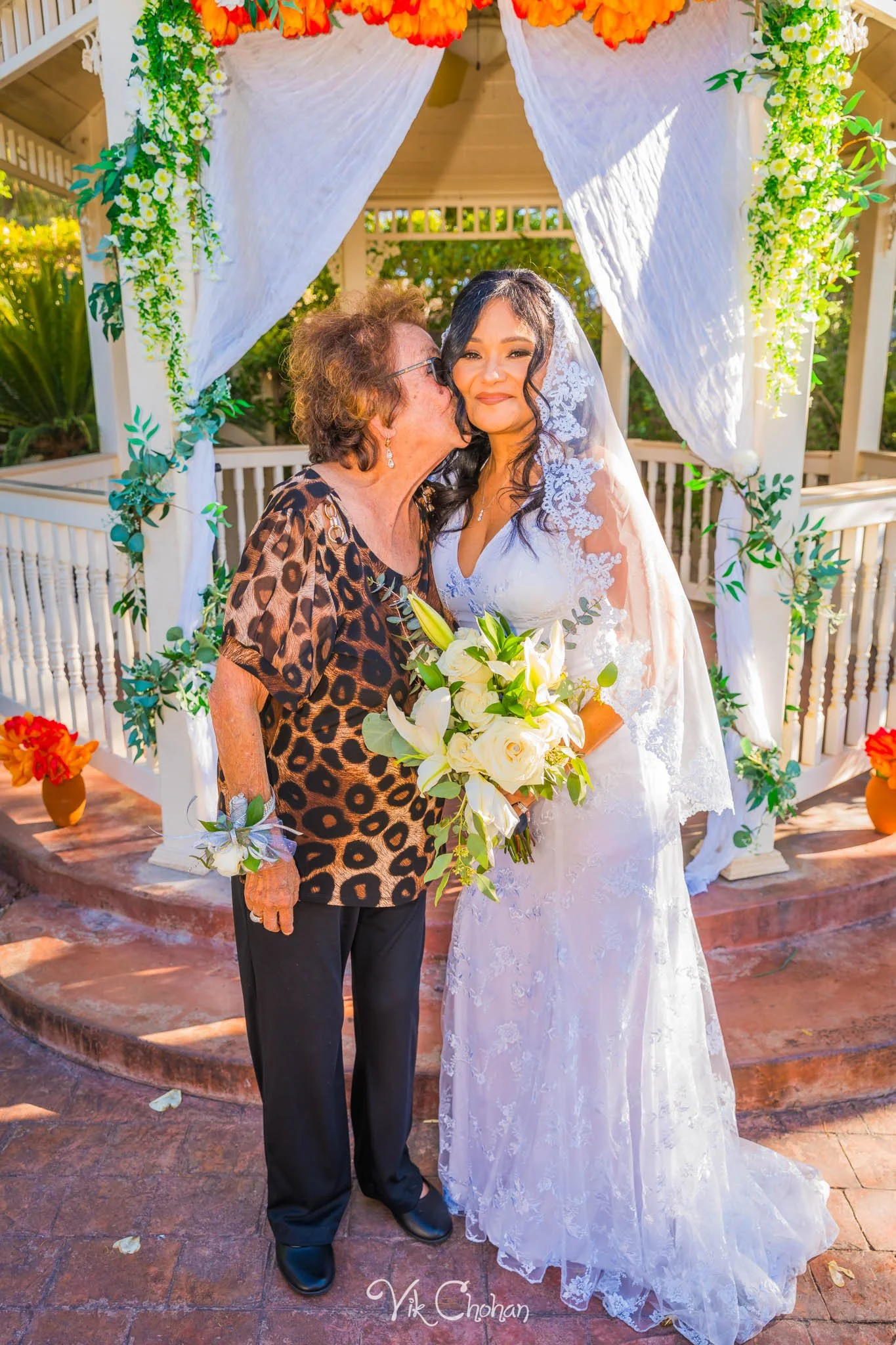 2026-06-20-Raul-and-Antoinette-Las-Vegas-Wedding-Little-Chapel-on-the-Corner-Vik-Chohan-Photography-Social-Media-178.jpg