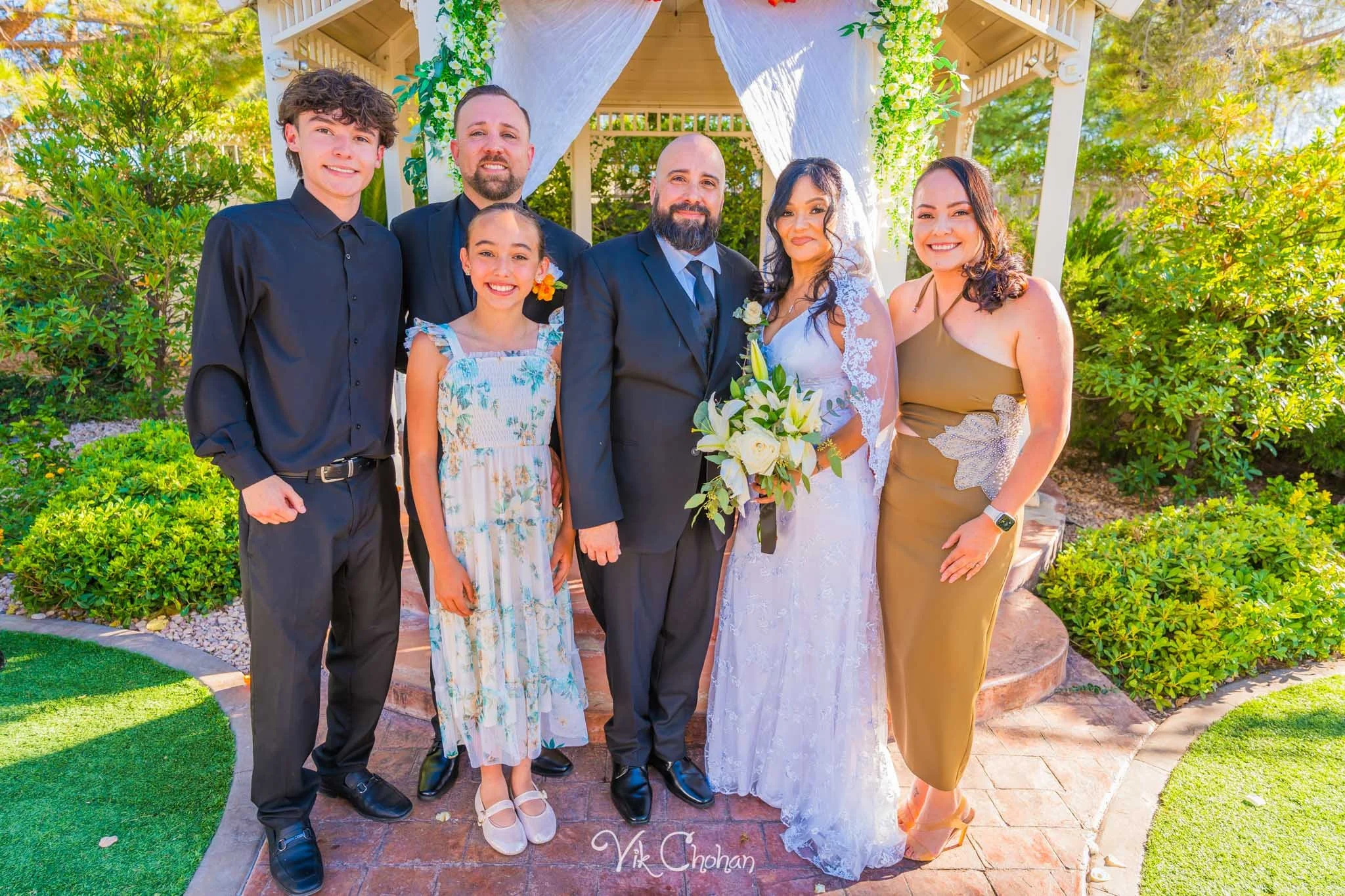 2026-06-20-Raul-and-Antoinette-Las-Vegas-Wedding-Little-Chapel-on-the-Corner-Vik-Chohan-Photography-Social-Media-188.jpg