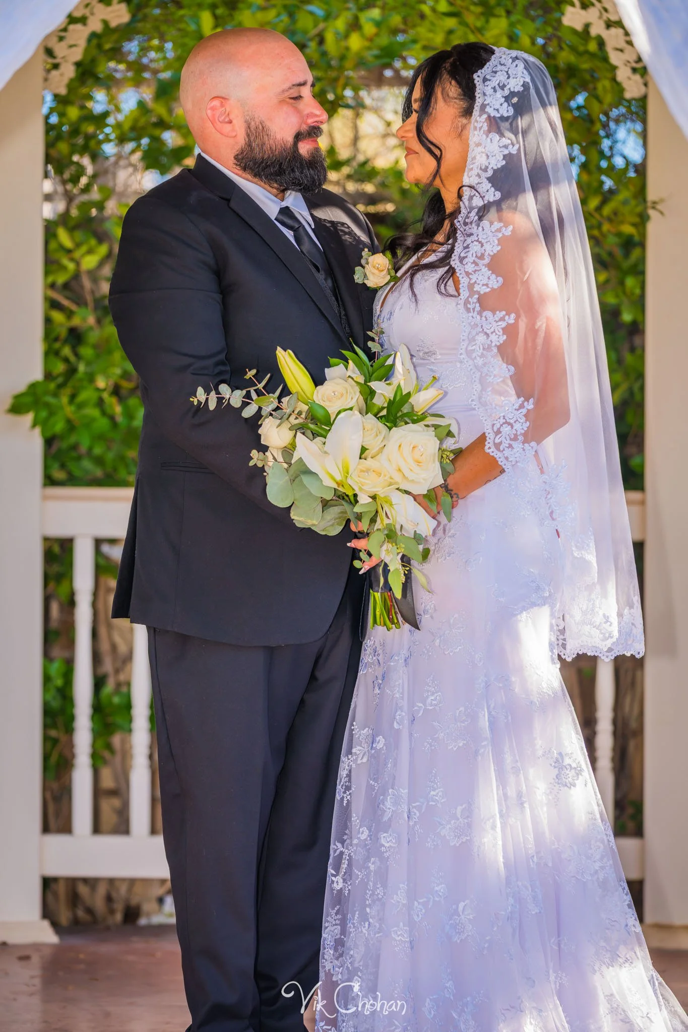 2026-06-20-Raul-and-Antoinette-Las-Vegas-Wedding-Little-Chapel-on-the-Corner-Vik-Chohan-Photography-Social-Media-207.jpg