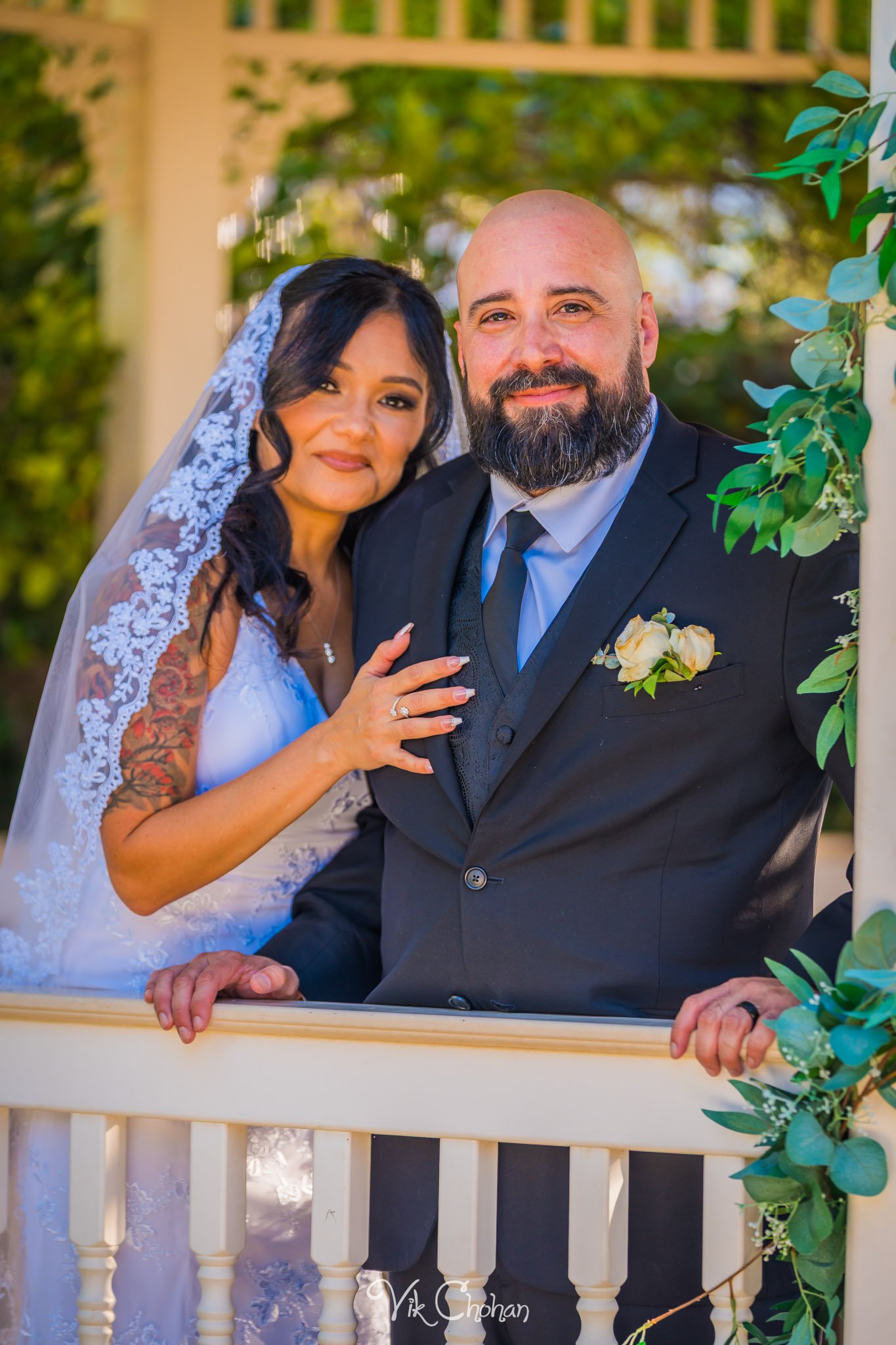 Raul and Antoinette Las Vegas Wedding Little Chapel on the Corner - album 2