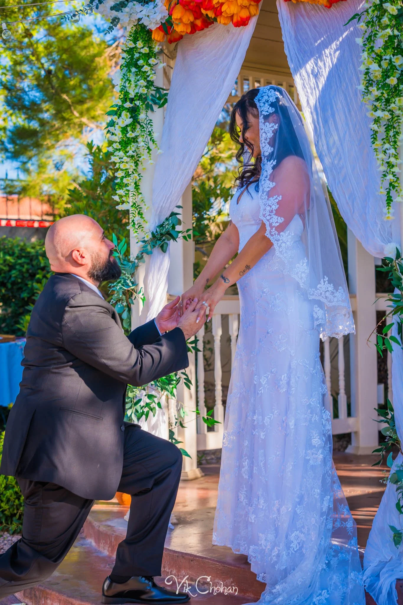 2026-06-20-Raul-and-Antoinette-Las-Vegas-Wedding-Little-Chapel-on-the-Corner-Vik-Chohan-Photography-Social-Media-228.jpg