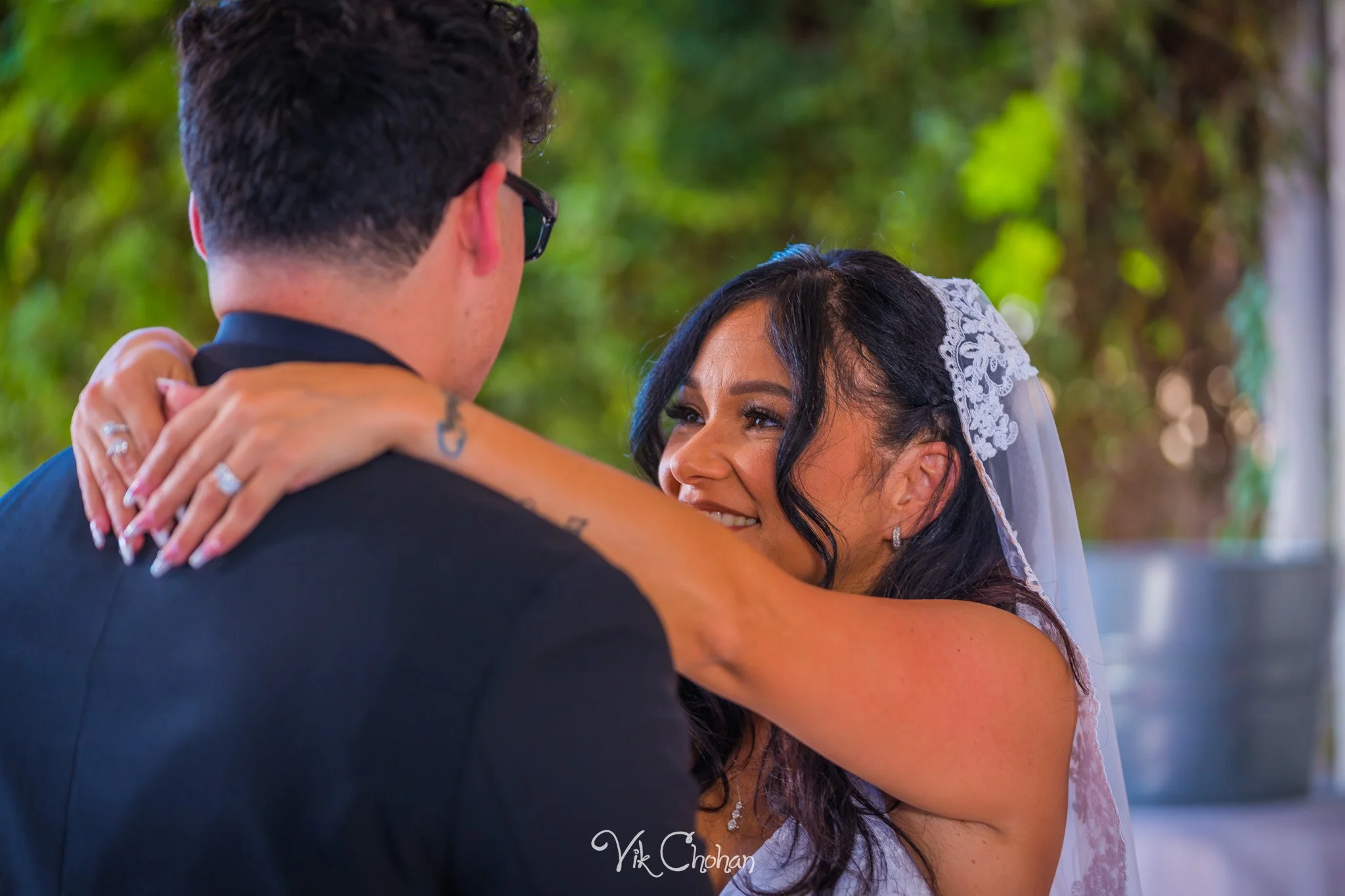 2026-06-20-Raul-and-Antoinette-Las-Vegas-Wedding-Little-Chapel-on-the-Corner-Vik-Chohan-Photography-Social-Media-281.jpg