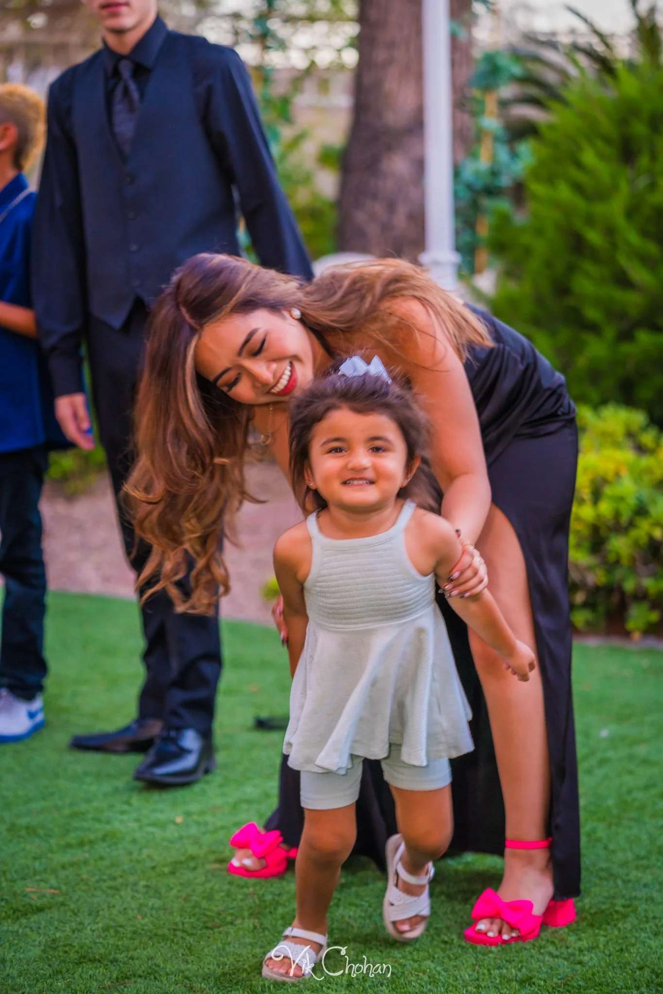 2026-06-20-Raul-and-Antoinette-Las-Vegas-Wedding-Little-Chapel-on-the-Corner-Vik-Chohan-Photography-Social-Media-379.jpg