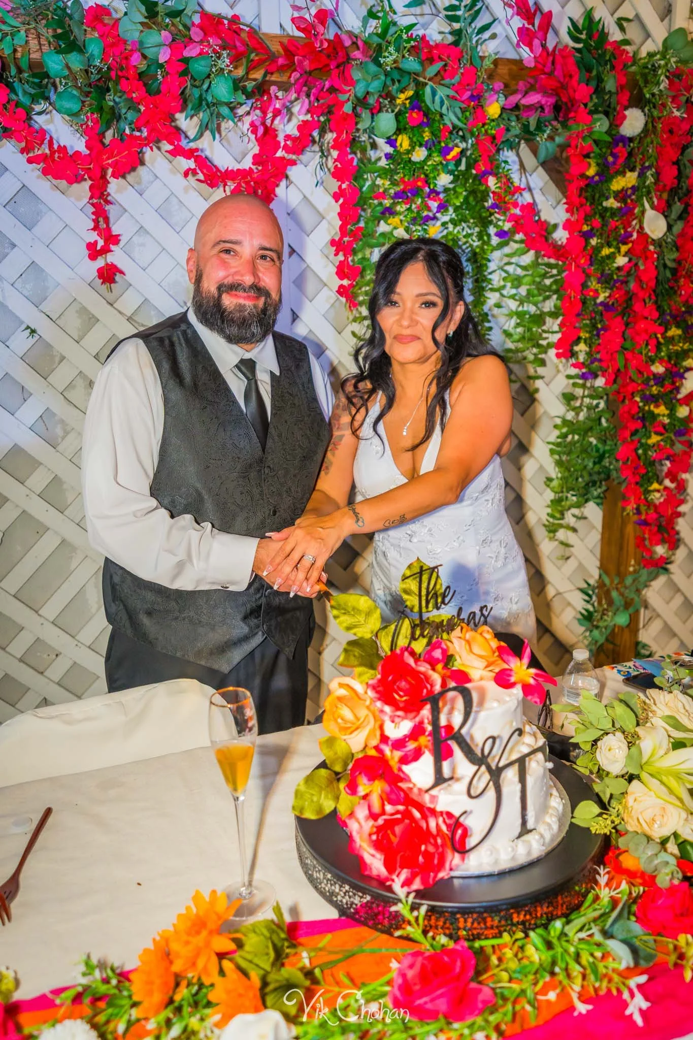 2026-06-20-Raul-and-Antoinette-Las-Vegas-Wedding-Little-Chapel-on-the-Corner-Vik-Chohan-Photography-Social-Media-392.jpg