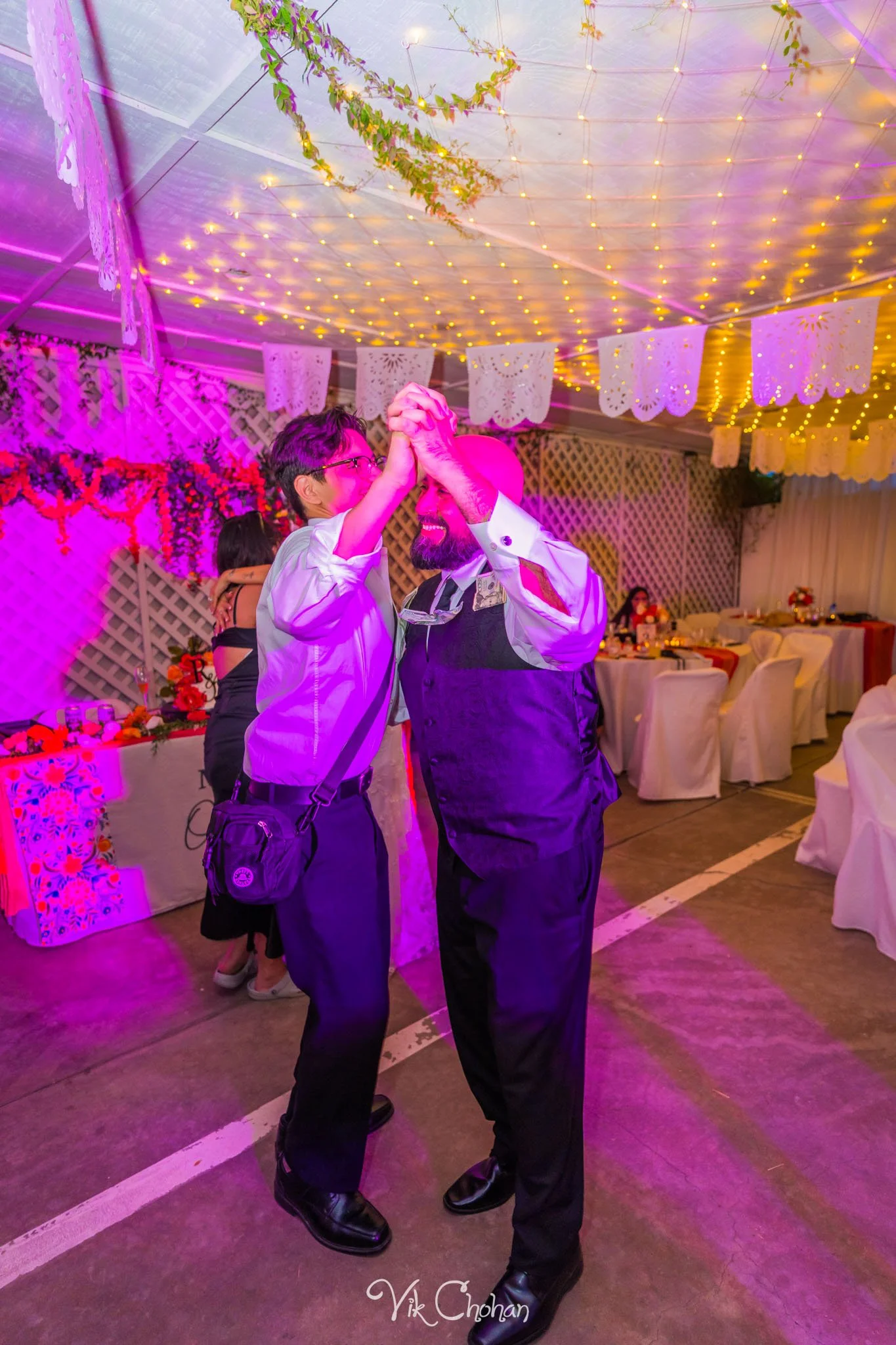 2026-06-20-Raul-and-Antoinette-Las-Vegas-Wedding-Little-Chapel-on-the-Corner-Vik-Chohan-Photography-Social-Media-408.jpg