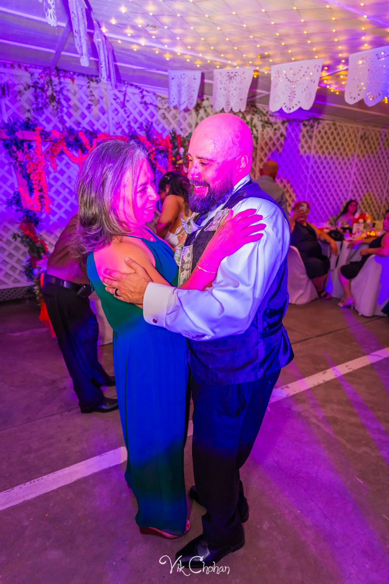 2026-06-20-Raul-and-Antoinette-Las-Vegas-Wedding-Little-Chapel-on-the-Corner-Vik-Chohan-Photography-Social-Media-415.jpg