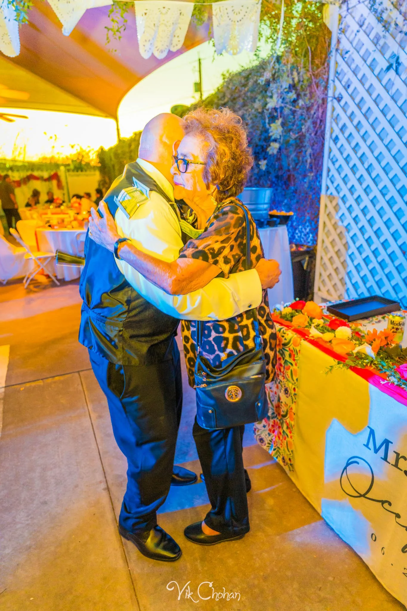 2026-06-20-Raul-and-Antoinette-Las-Vegas-Wedding-Little-Chapel-on-the-Corner-Vik-Chohan-Photography-Social-Media-433.jpg