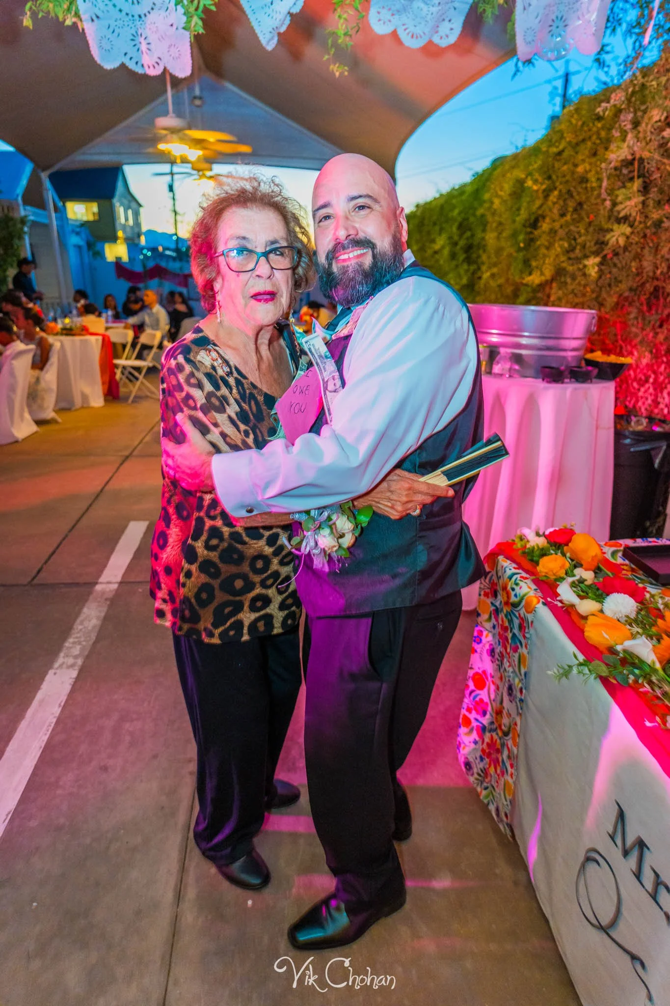 2026-06-20-Raul-and-Antoinette-Las-Vegas-Wedding-Little-Chapel-on-the-Corner-Vik-Chohan-Photography-Social-Media-434.jpg