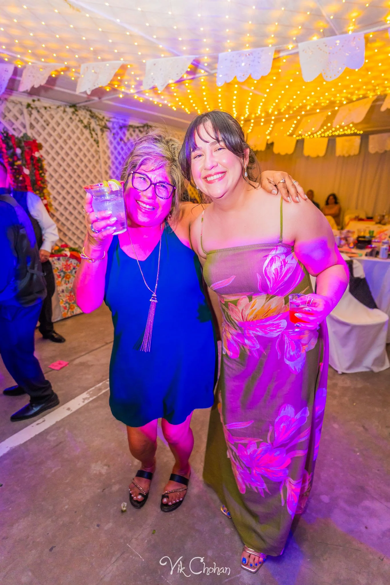 2026-06-20-Raul-and-Antoinette-Las-Vegas-Wedding-Little-Chapel-on-the-Corner-Vik-Chohan-Photography-Social-Media-493.jpg