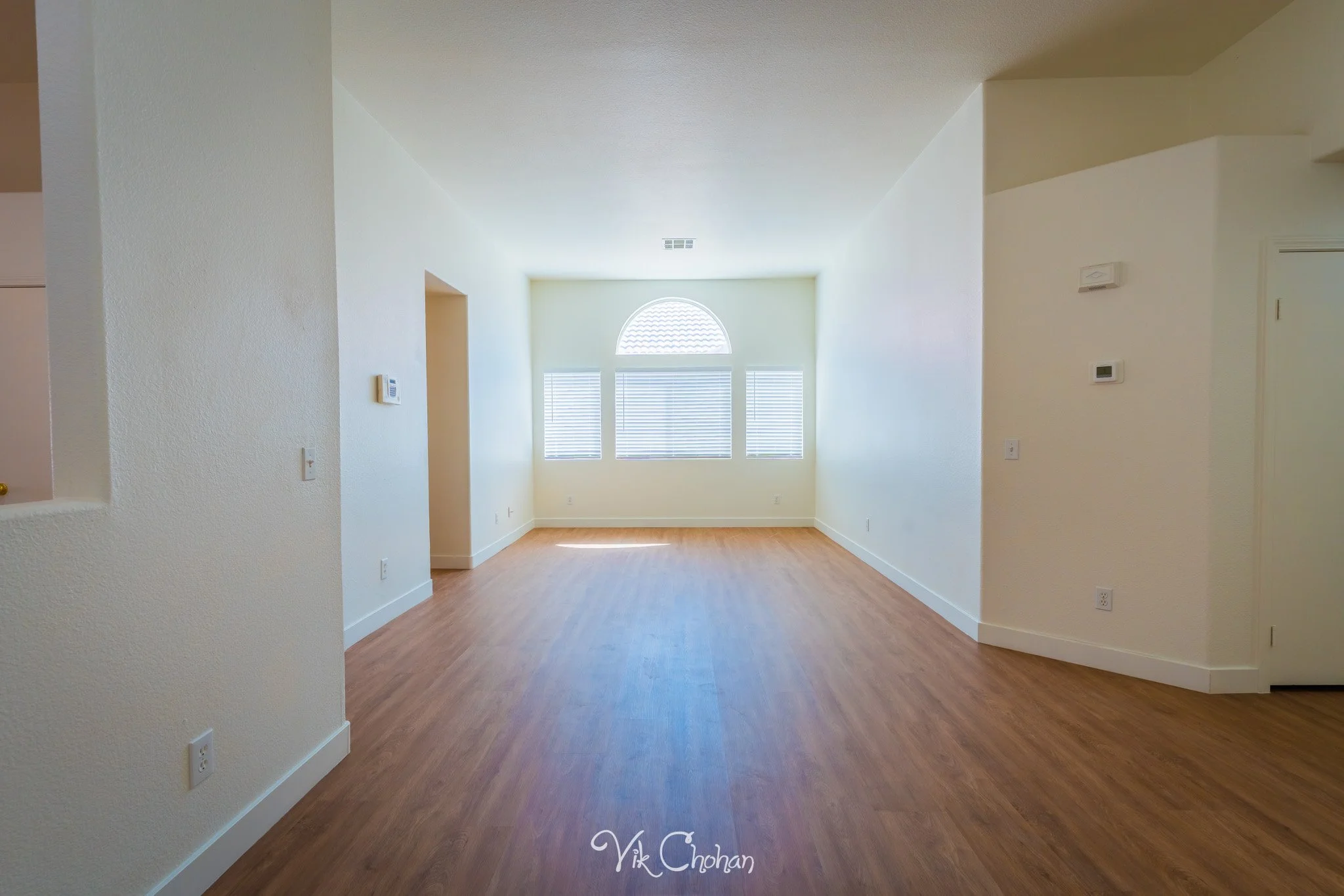 2026-07-27-8924-West-Colorful-Pines-Real-Estate-Photography-Vik-Chohan-Photography-Social-Media-009.jpg