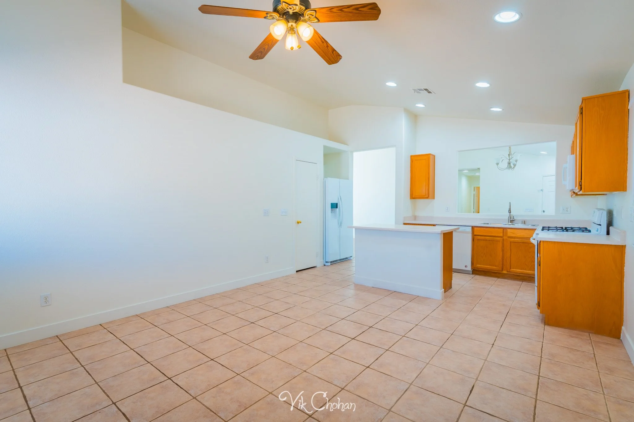 2026-07-27-8924-West-Colorful-Pines-Real-Estate-Photography-Vik-Chohan-Photography-Social-Media-028.jpg