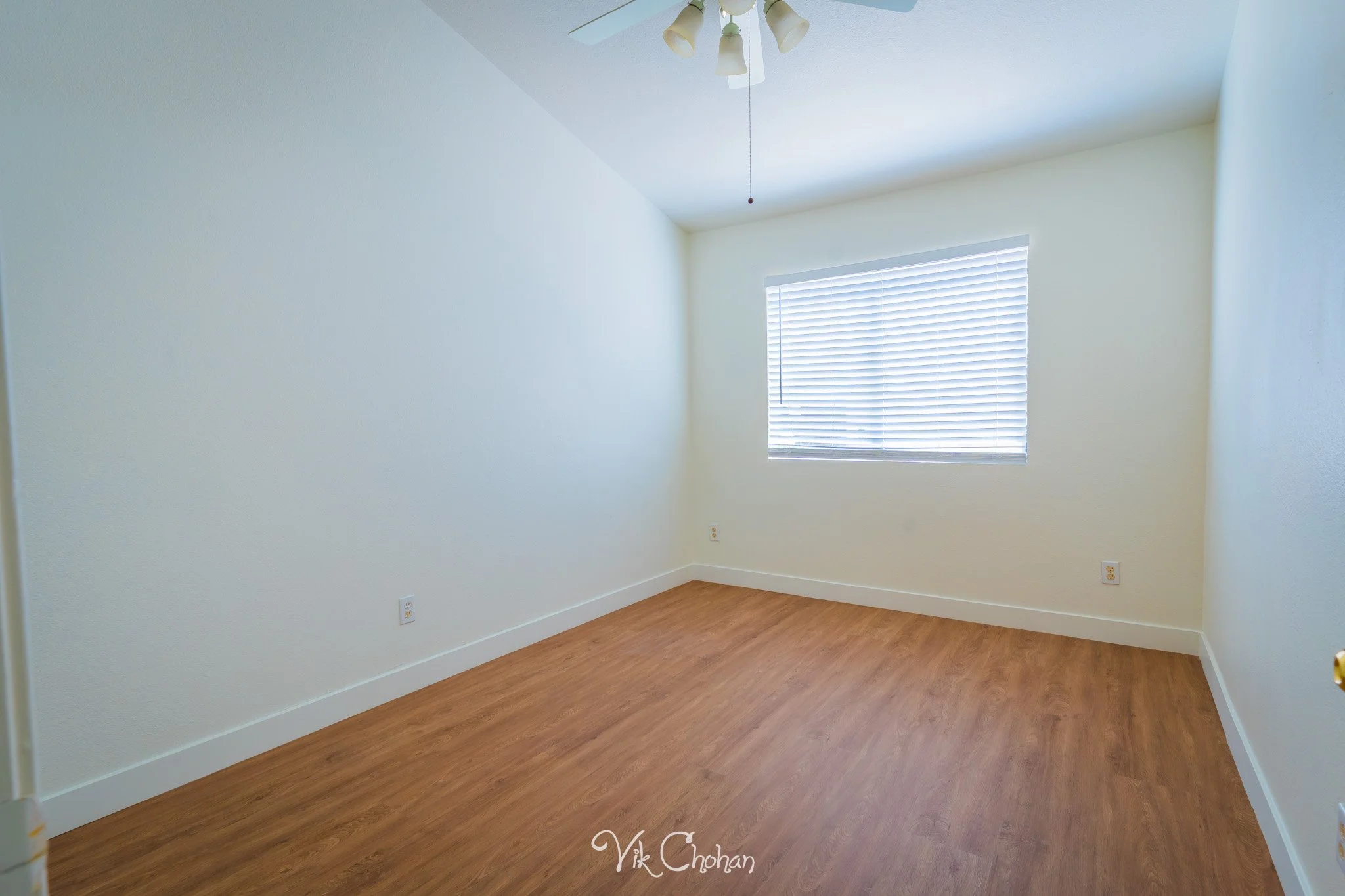 2026-07-27-8924-West-Colorful-Pines-Real-Estate-Photography-Vik-Chohan-Photography-Social-Media-042.jpg