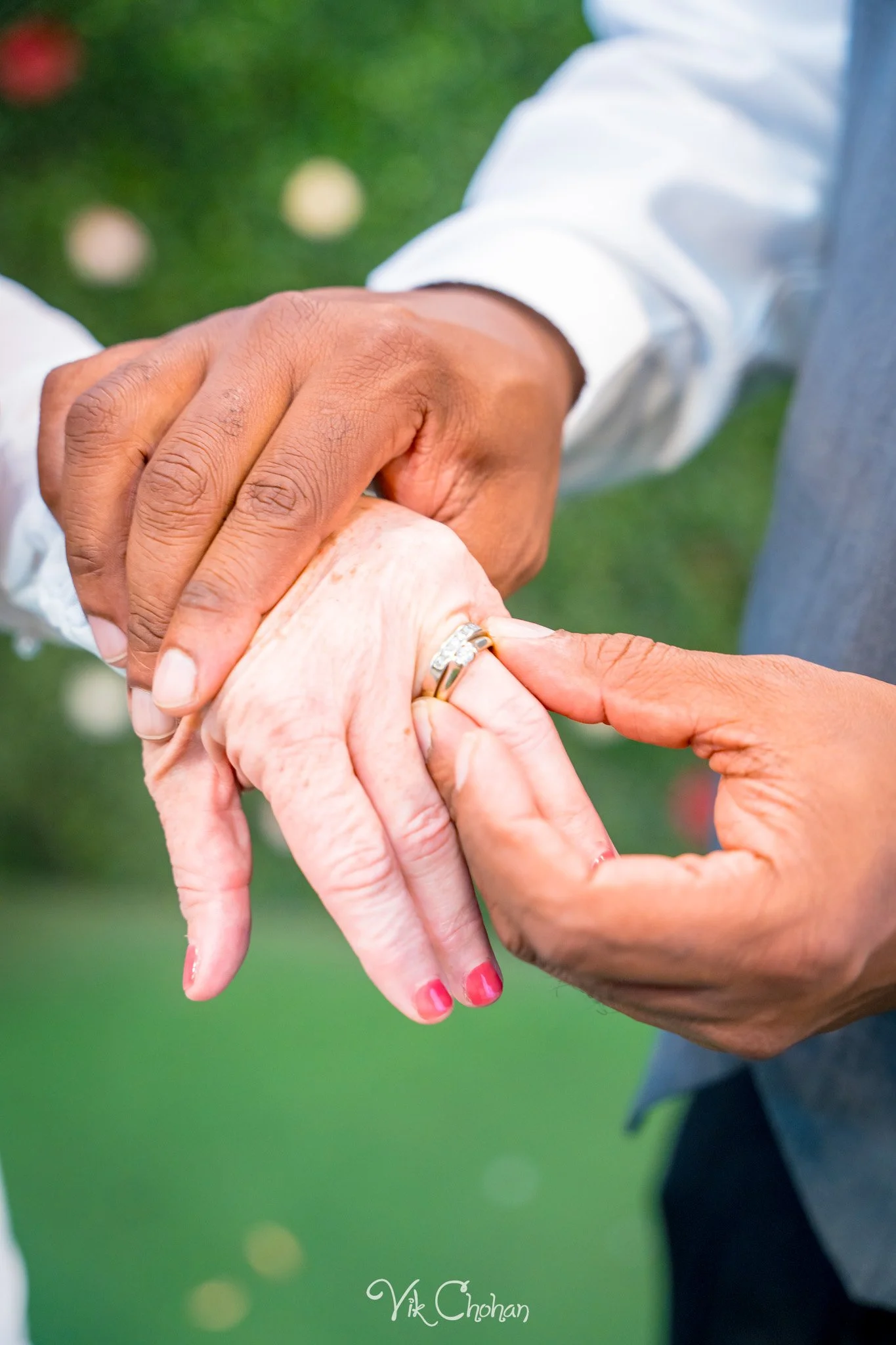 2026-08-10-Albert-and-Melissa-Little-White-Chapel-Fremont-st-Wedding-aug-10th-2026-Vik-Chohan-Photography-Social-Media-016.jpg