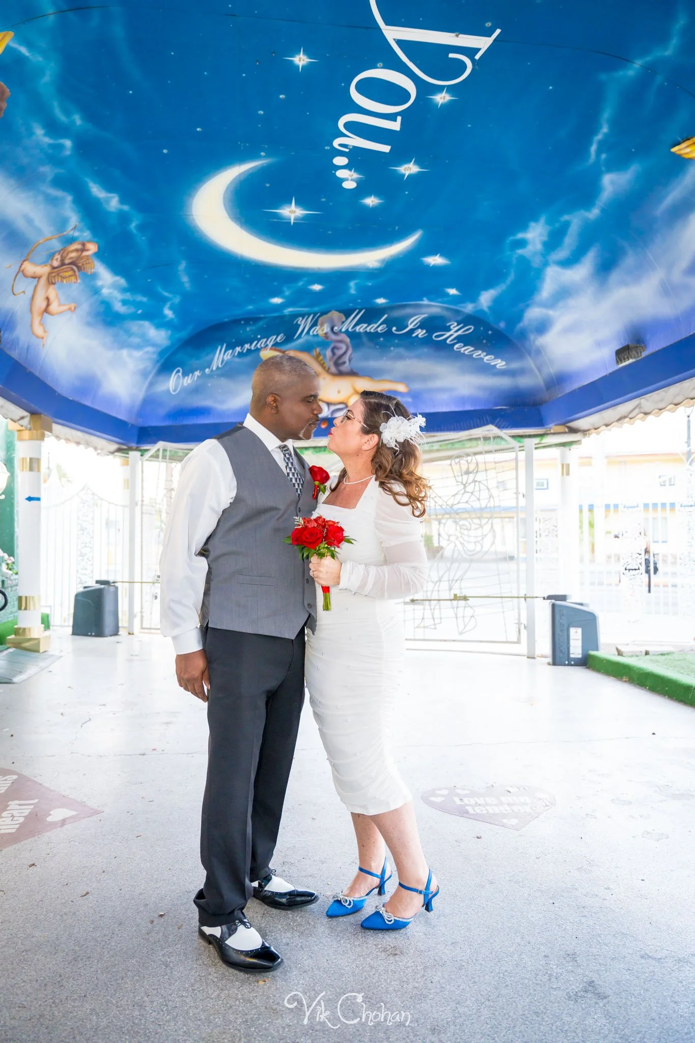2026-08-10-Albert-and-Melissa-Little-White-Chapel-Fremont-st-Wedding-aug-10th-2026-Vik-Chohan-Photography-Social-Media-052.jpg
