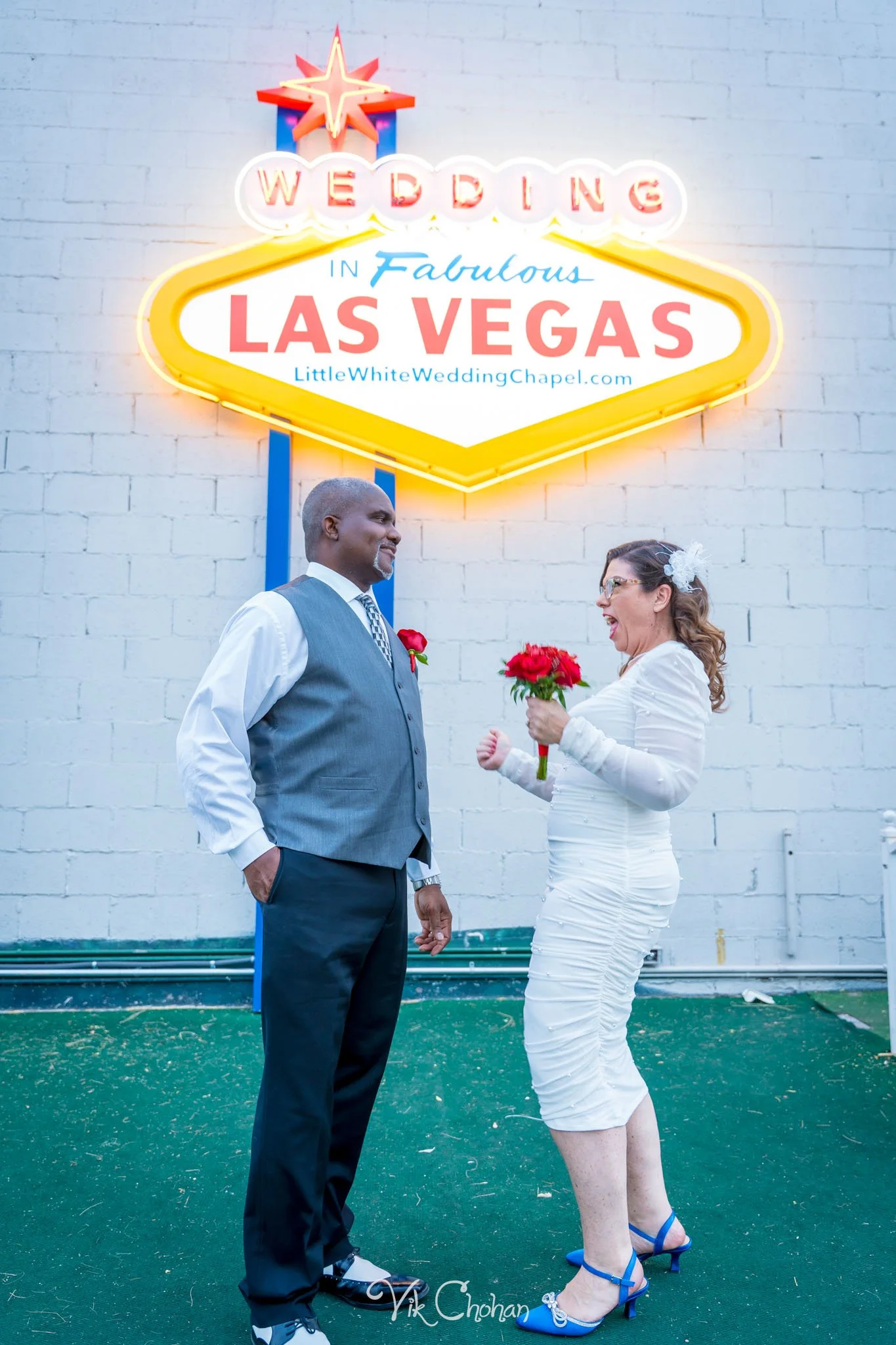 2026-08-10-Albert-and-Melissa-Little-White-Chapel-Fremont-st-Wedding-aug-10th-2026-Vik-Chohan-Photography-Social-Media-066.jpg