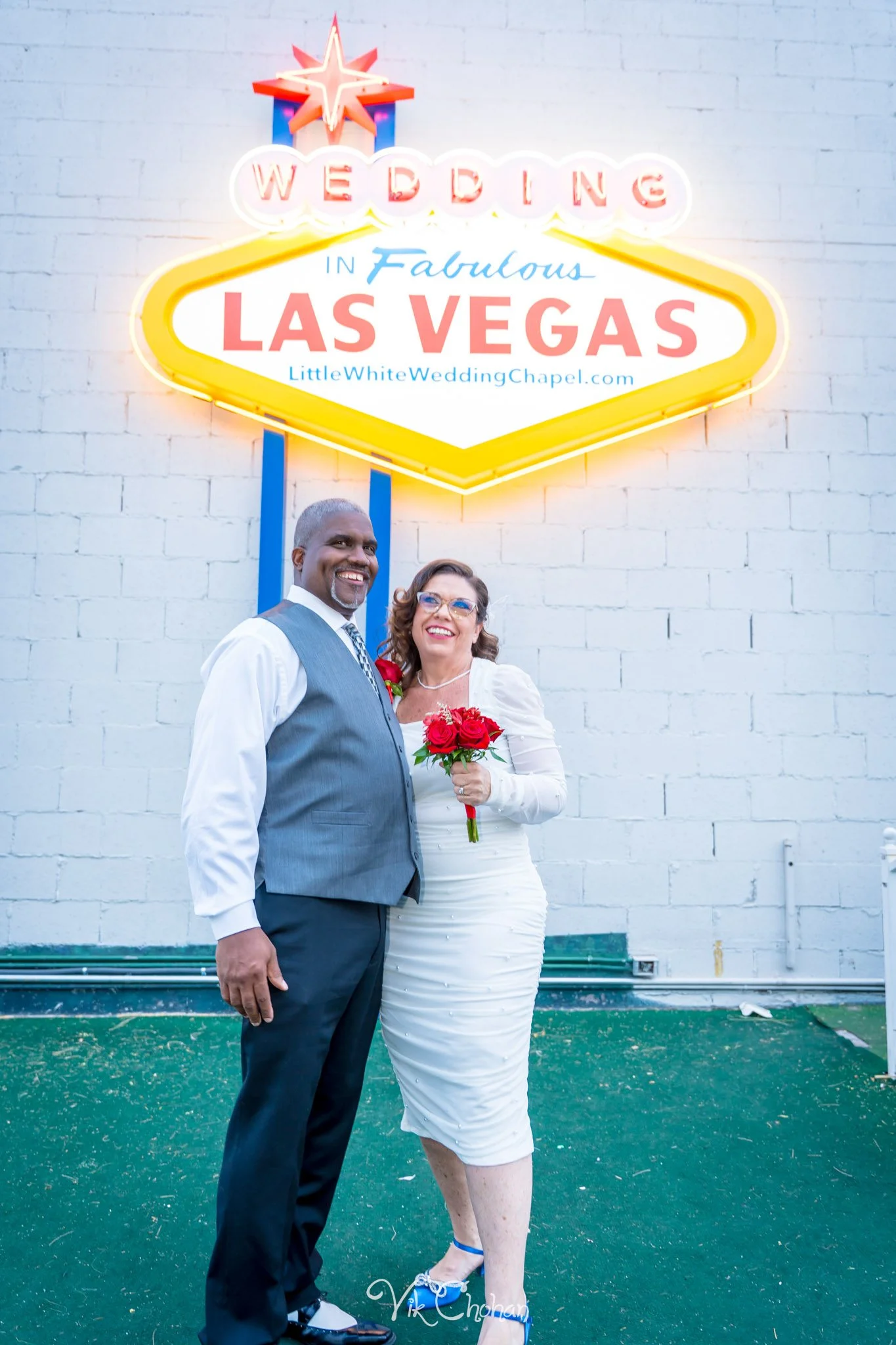 2026-08-10-Albert-and-Melissa-Little-White-Chapel-Fremont-st-Wedding-aug-10th-2026-Vik-Chohan-Photography-Social-Media-067.jpg