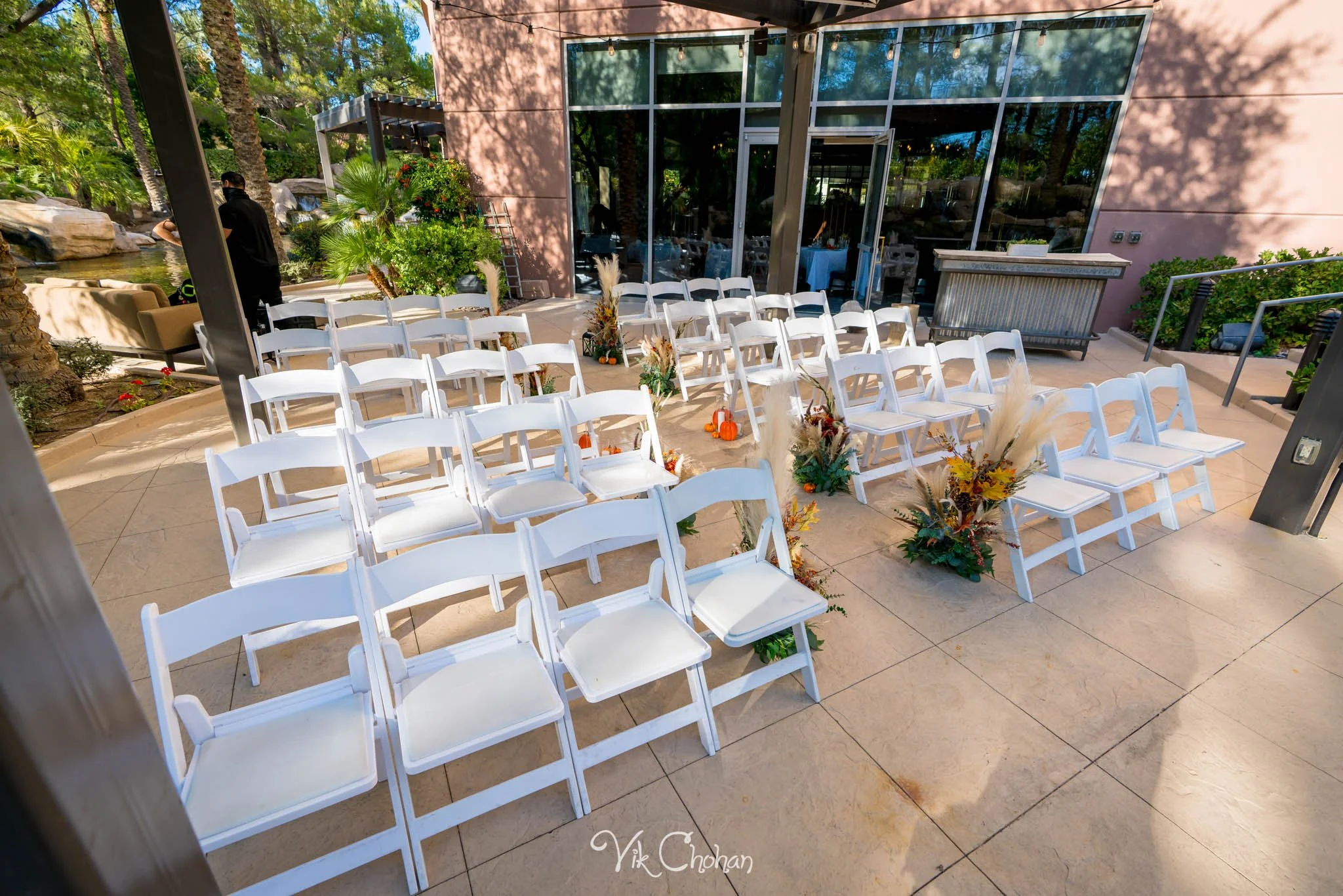 2021-10-23-Jessica-&-Max-JW-Marriott-Las-Vegas-Wedding-Photography-Vik-Chohan-Photography-Social-Media-011.jpg