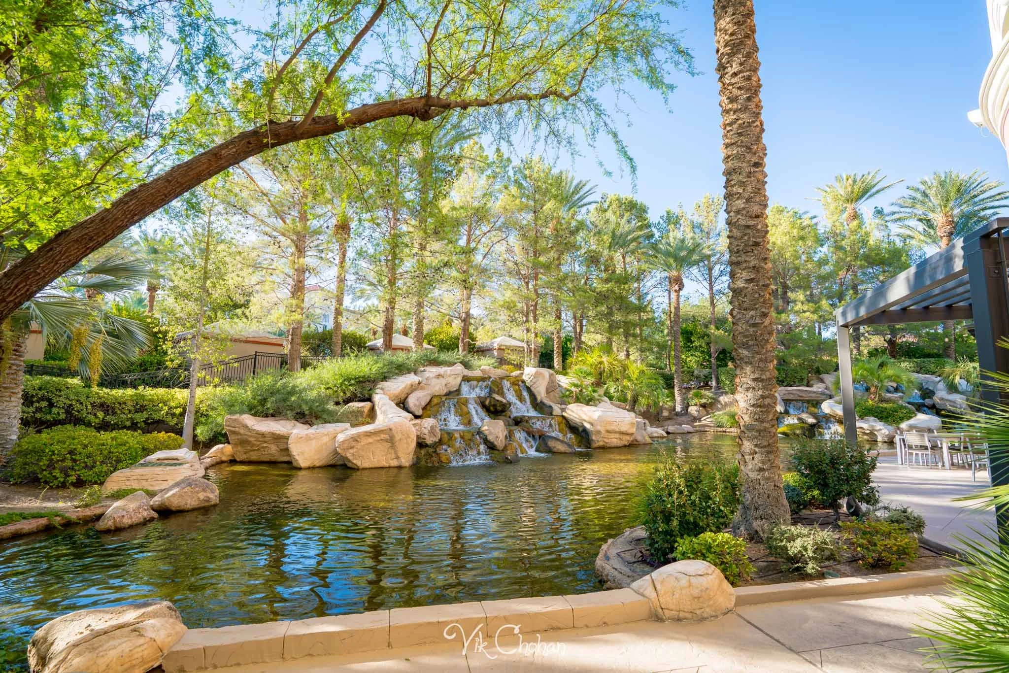 2021-10-23-Jessica-&-Max-JW-Marriott-Las-Vegas-Wedding-Photography-Vik-Chohan-Photography-Social-Media-014.jpg