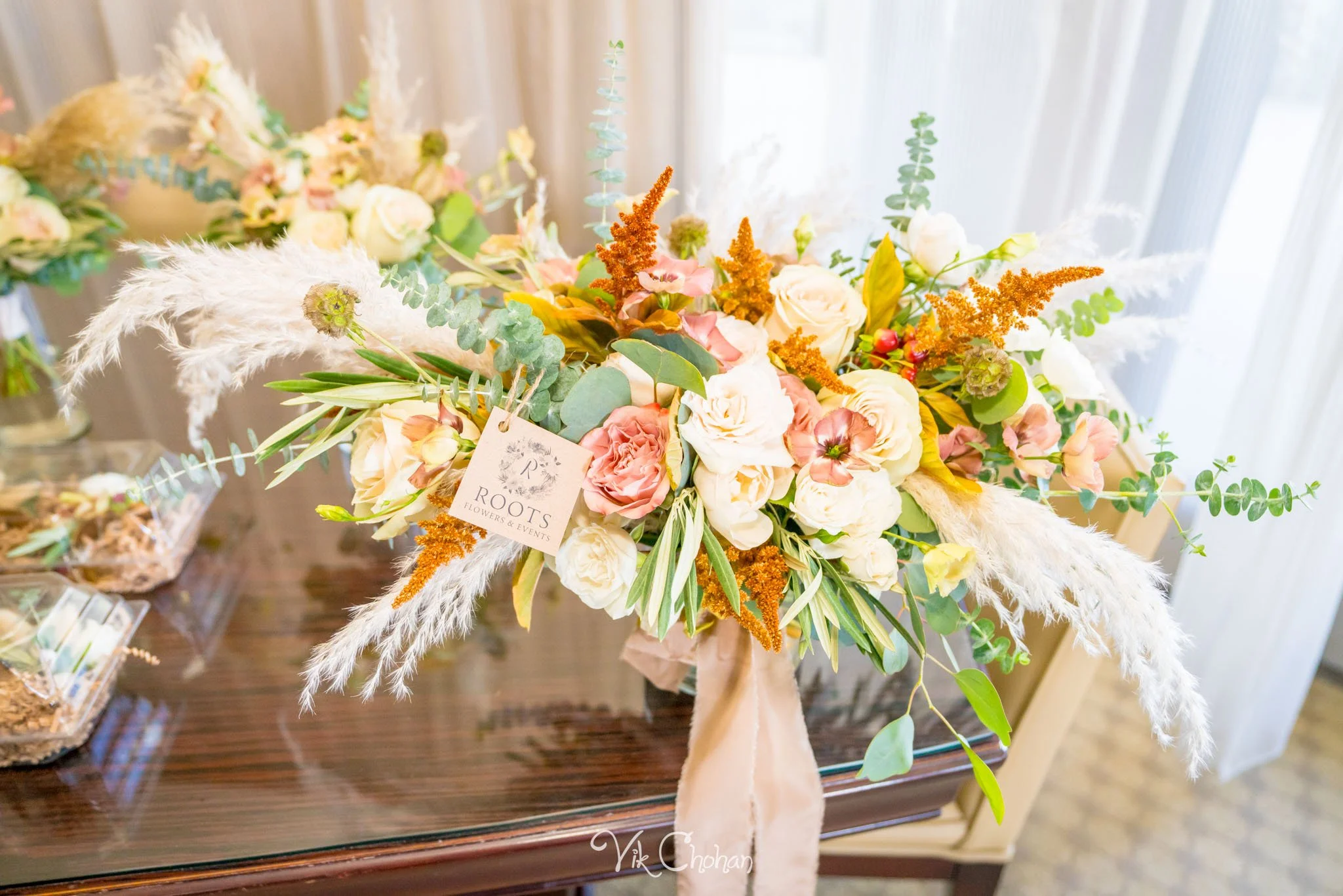 2021-10-23-Jessica-&-Max-JW-Marriott-Las-Vegas-Wedding-Photography-Vik-Chohan-Photography-Social-Media-041.jpg