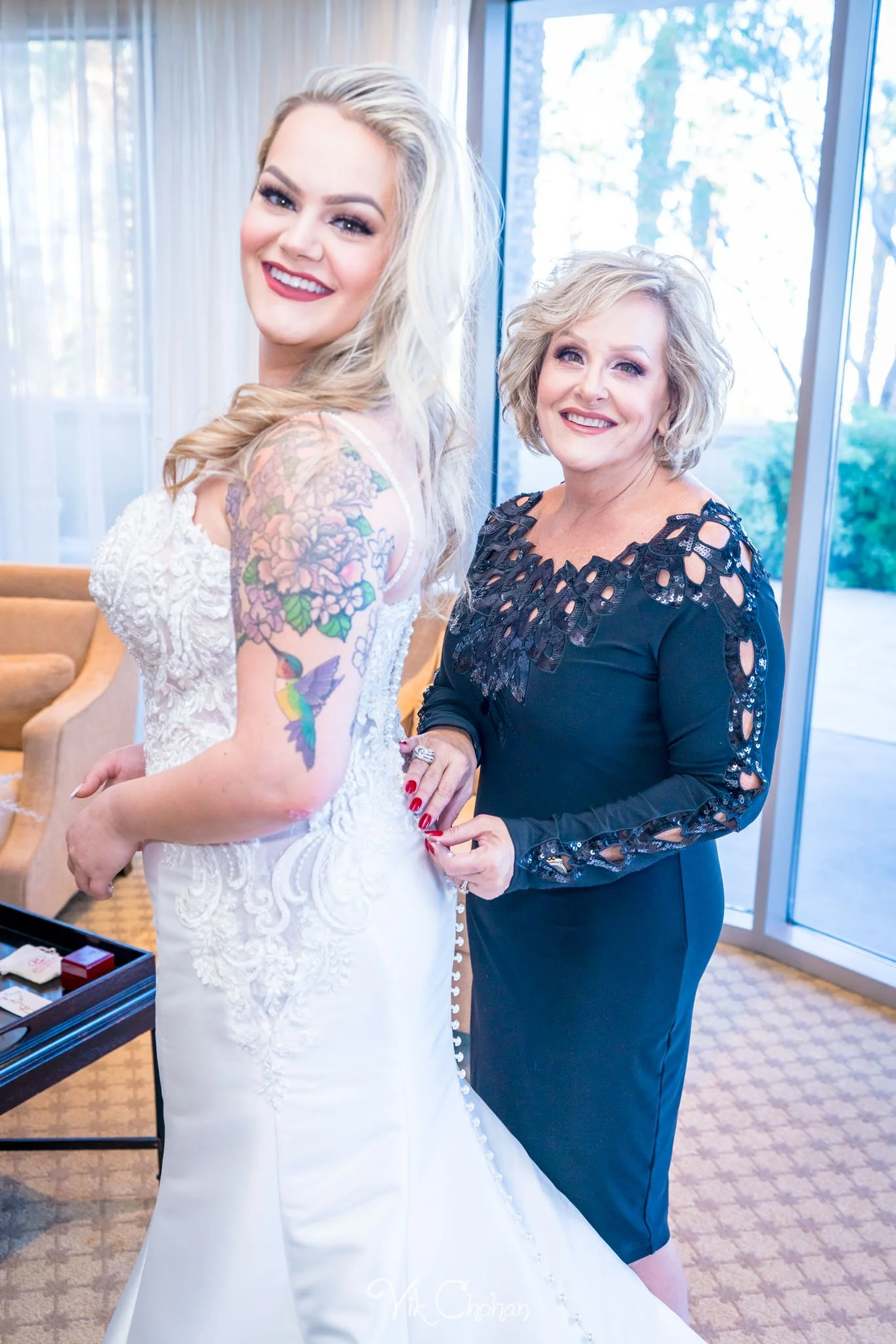 2021-10-23-Jessica-&-Max-JW-Marriott-Las-Vegas-Wedding-Photography-Vik-Chohan-Photography-Social-Media-058.jpg