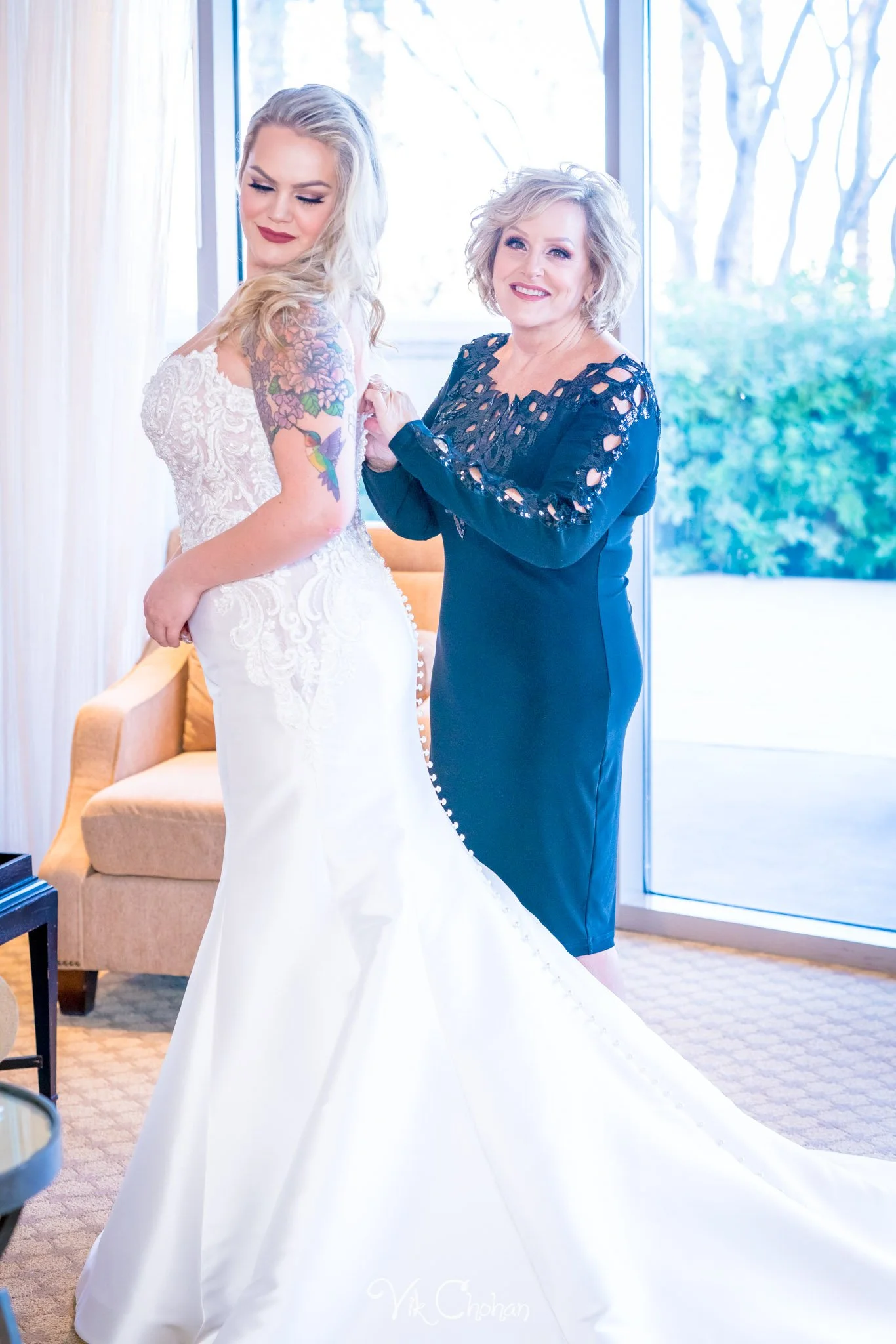 2021-10-23-Jessica-&-Max-JW-Marriott-Las-Vegas-Wedding-Photography-Vik-Chohan-Photography-Social-Media-063.jpg