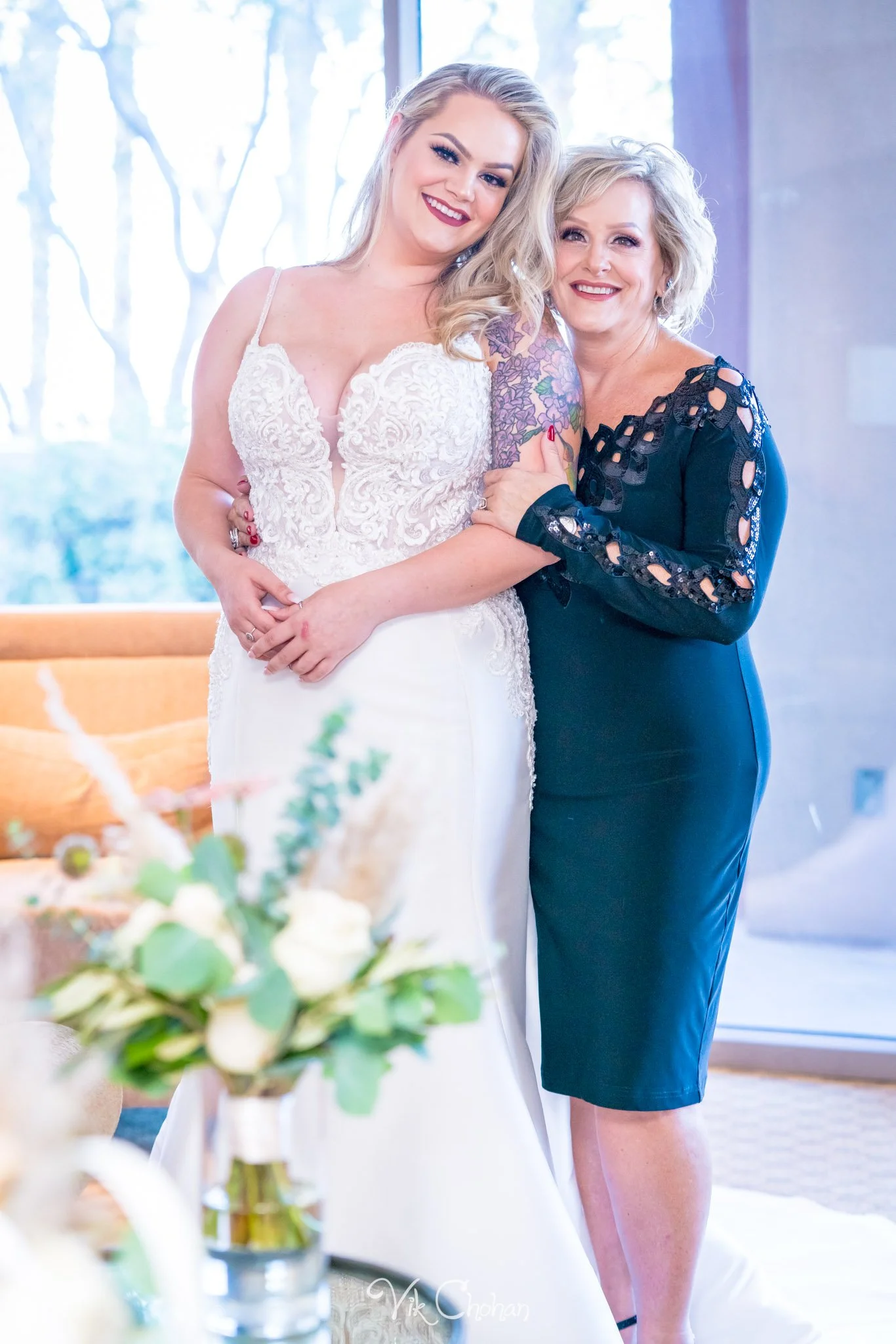 2021-10-23-Jessica-&-Max-JW-Marriott-Las-Vegas-Wedding-Photography-Vik-Chohan-Photography-Social-Media-064.jpg
