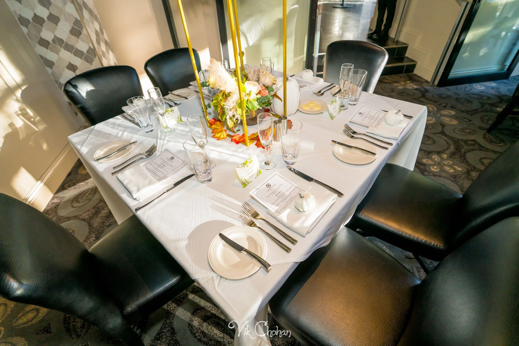 2021-10-23-Jessica-&-Max-JW-Marriott-Las-Vegas-Wedding-Photography-Vik-Chohan-Photography-Social-Media-083.jpg