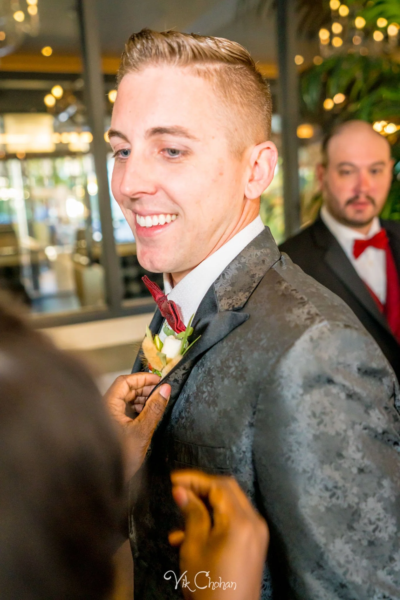 2021-10-23-Jessica-&-Max-JW-Marriott-Las-Vegas-Wedding-Photography-Vik-Chohan-Photography-Social-Media-087.jpg
