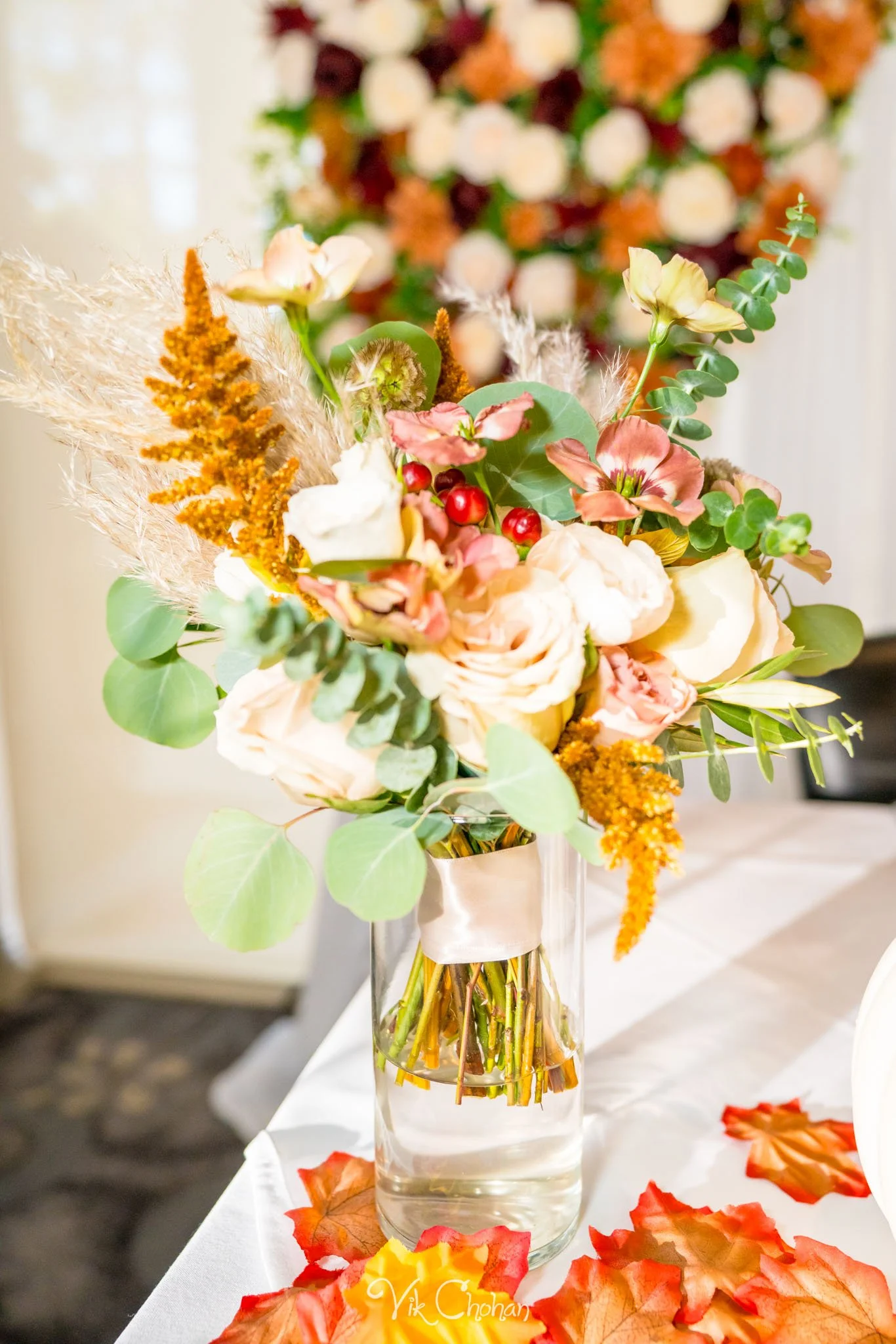 2021-10-23-Jessica-&-Max-JW-Marriott-Las-Vegas-Wedding-Photography-Vik-Chohan-Photography-Social-Media-095.jpg