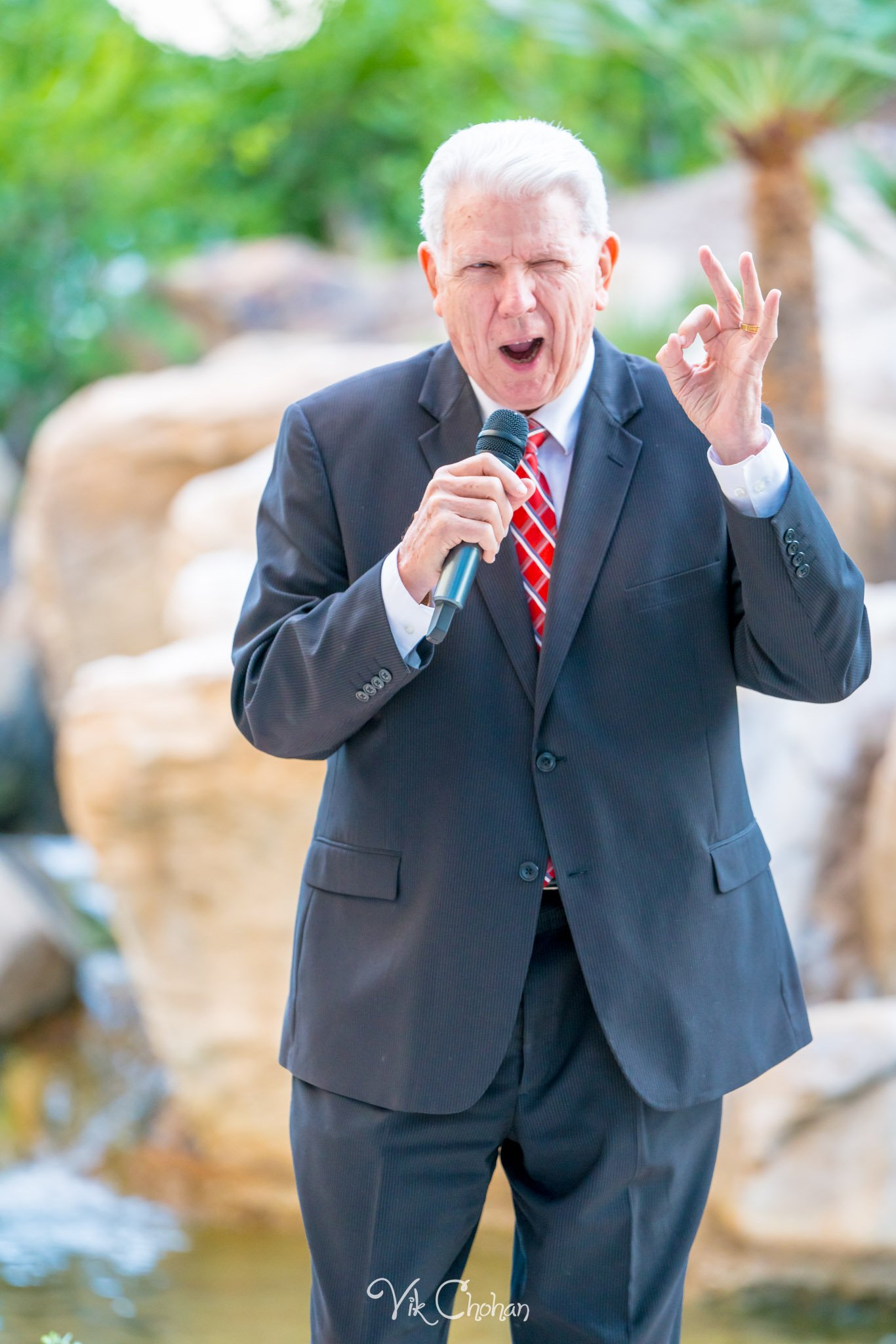 2021-10-23-Jessica-&-Max-JW-Marriott-Las-Vegas-Wedding-Photography-Vik-Chohan-Photography-Social-Media-117.jpg