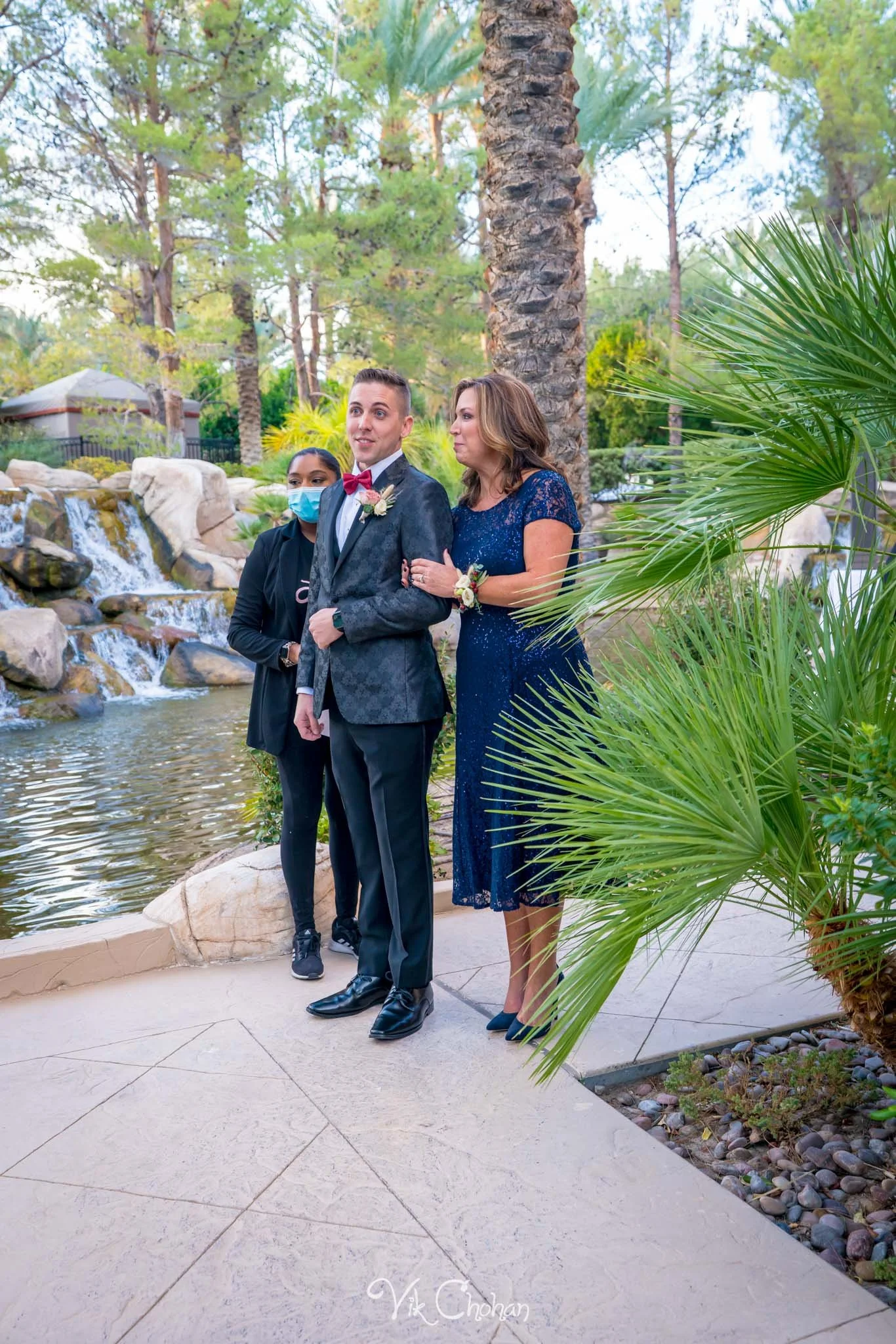 2021-10-23-Jessica-&-Max-JW-Marriott-Las-Vegas-Wedding-Photography-Vik-Chohan-Photography-Social-Media-121.jpg