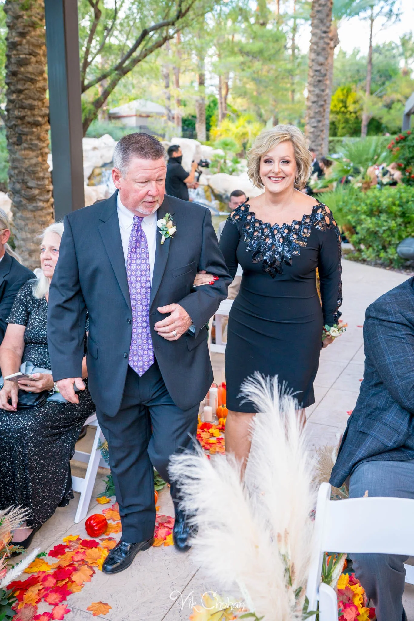 2021-10-23-Jessica-&-Max-JW-Marriott-Las-Vegas-Wedding-Photography-Vik-Chohan-Photography-Social-Media-122.jpg