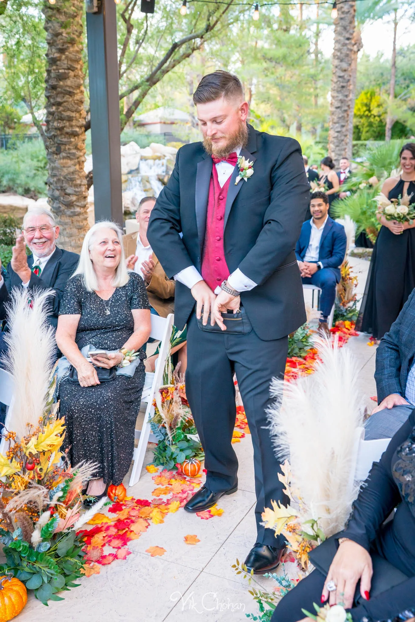 2021-10-23-Jessica-&-Max-JW-Marriott-Las-Vegas-Wedding-Photography-Vik-Chohan-Photography-Social-Media-127.jpg