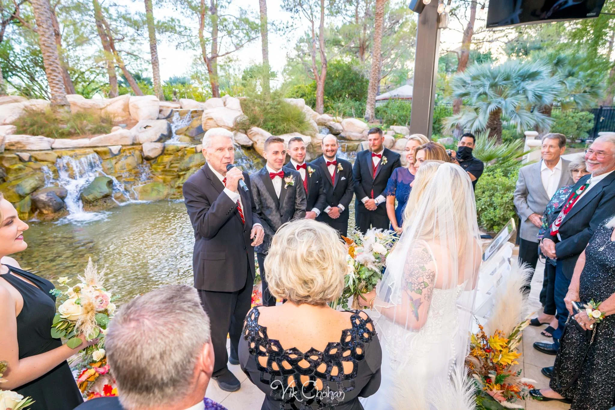 2021-10-23-Jessica-&-Max-JW-Marriott-Las-Vegas-Wedding-Photography-Vik-Chohan-Photography-Social-Media-148.jpg