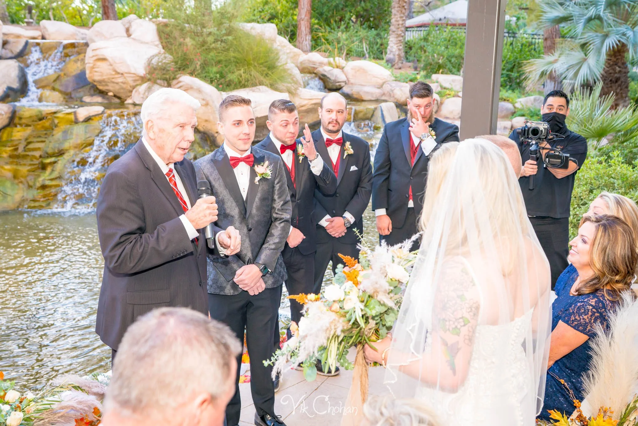 2021-10-23-Jessica-&-Max-JW-Marriott-Las-Vegas-Wedding-Photography-Vik-Chohan-Photography-Social-Media-149.jpg