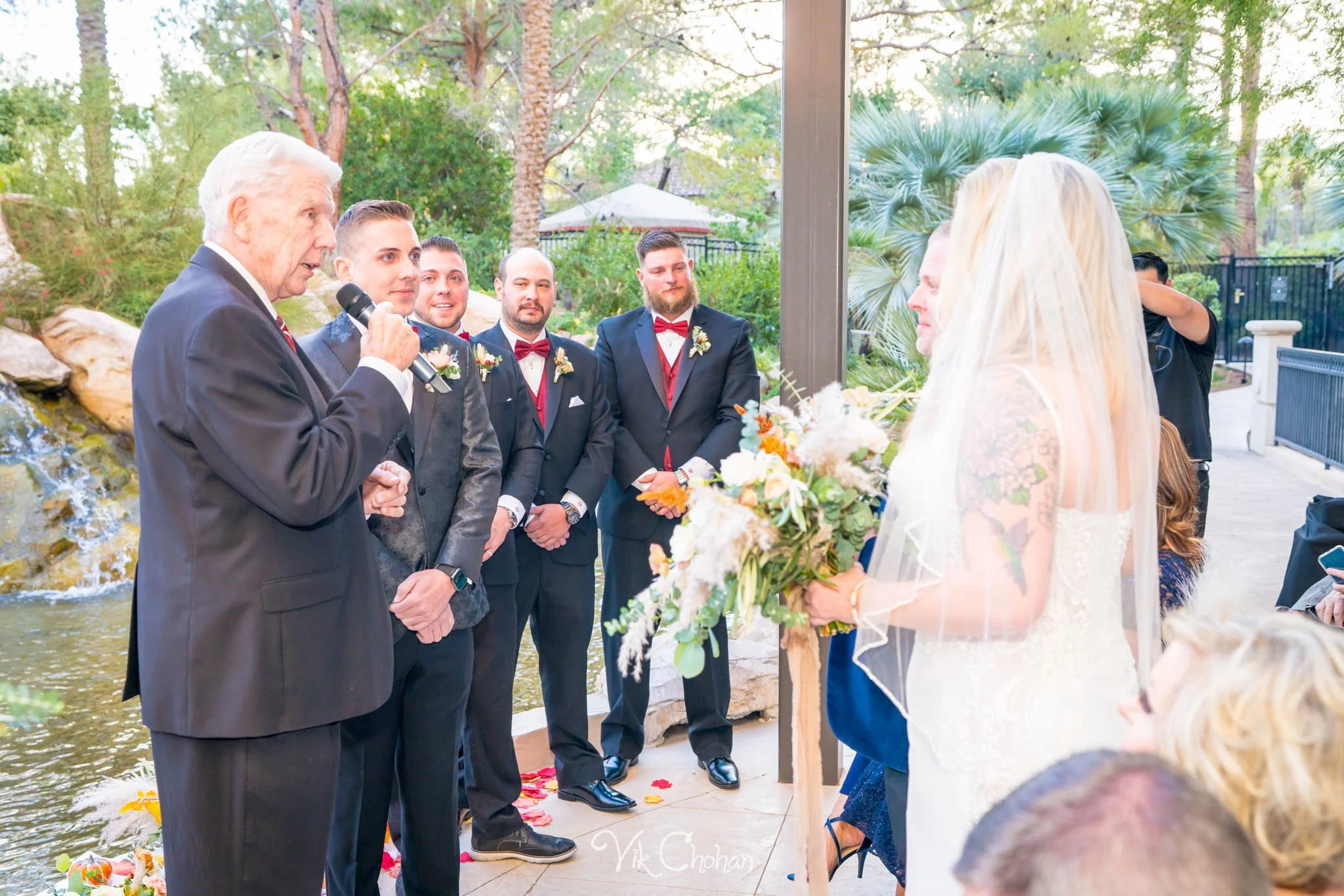 2021-10-23-Jessica-&-Max-JW-Marriott-Las-Vegas-Wedding-Photography-Vik-Chohan-Photography-Social-Media-150.jpg