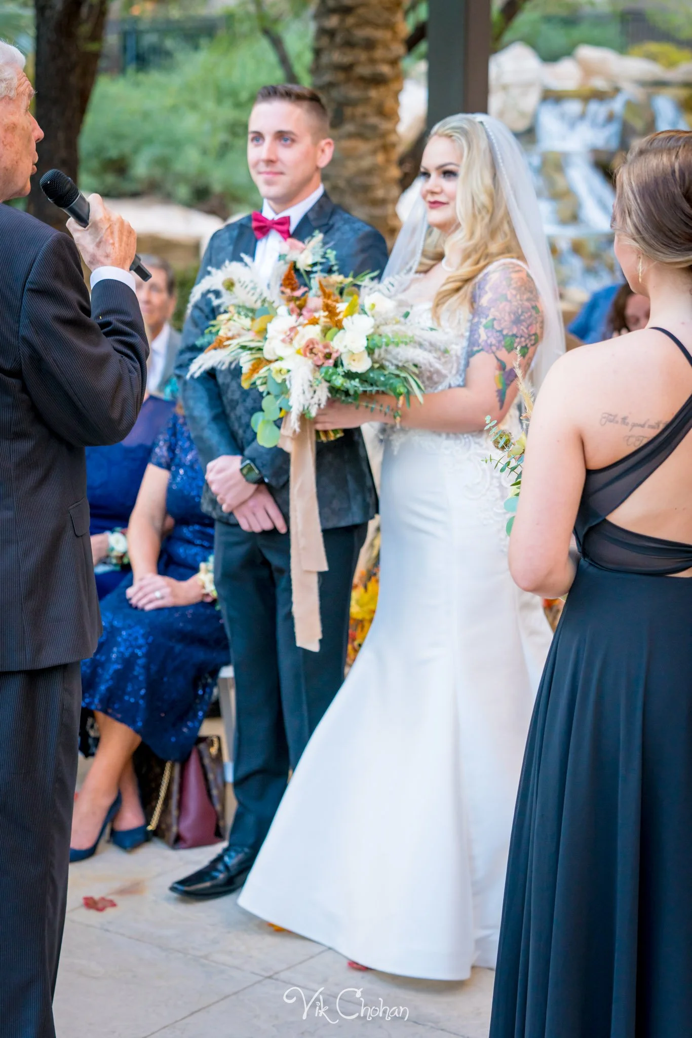 2021-10-23-Jessica-&-Max-JW-Marriott-Las-Vegas-Wedding-Photography-Vik-Chohan-Photography-Social-Media-159.jpg