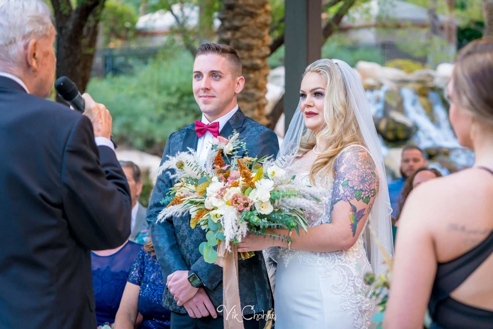 2021-10-23-Jessica-&-Max-JW-Marriott-Las-Vegas-Wedding-Photography-Vik-Chohan-Photography-Social-Media-160.jpg