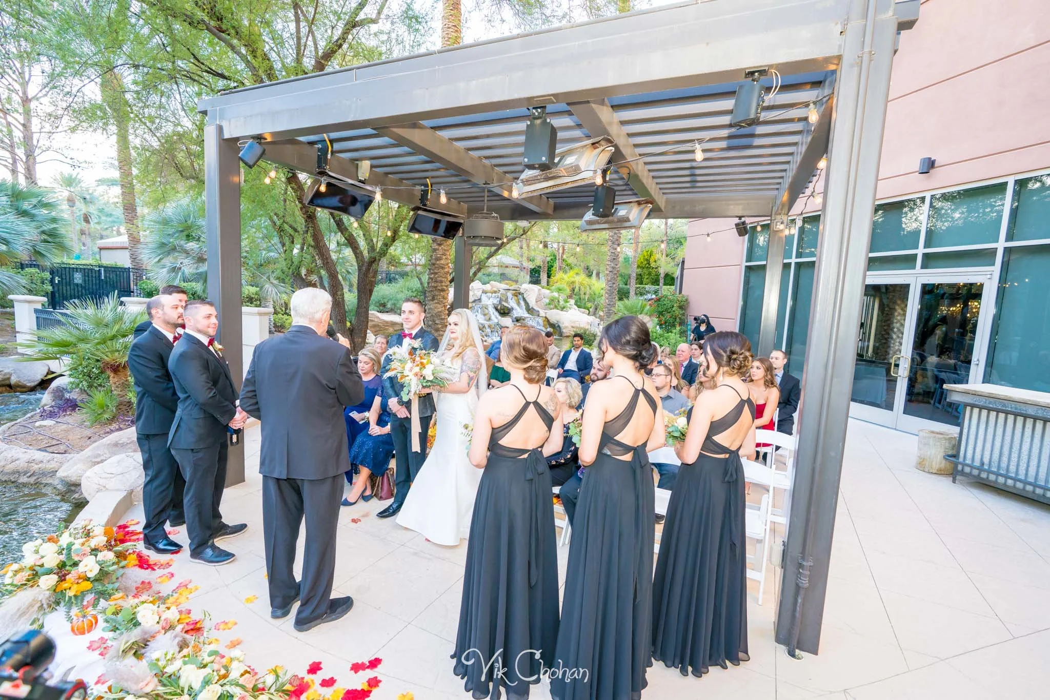 2021-10-23-Jessica-&-Max-JW-Marriott-Las-Vegas-Wedding-Photography-Vik-Chohan-Photography-Social-Media-162.jpg