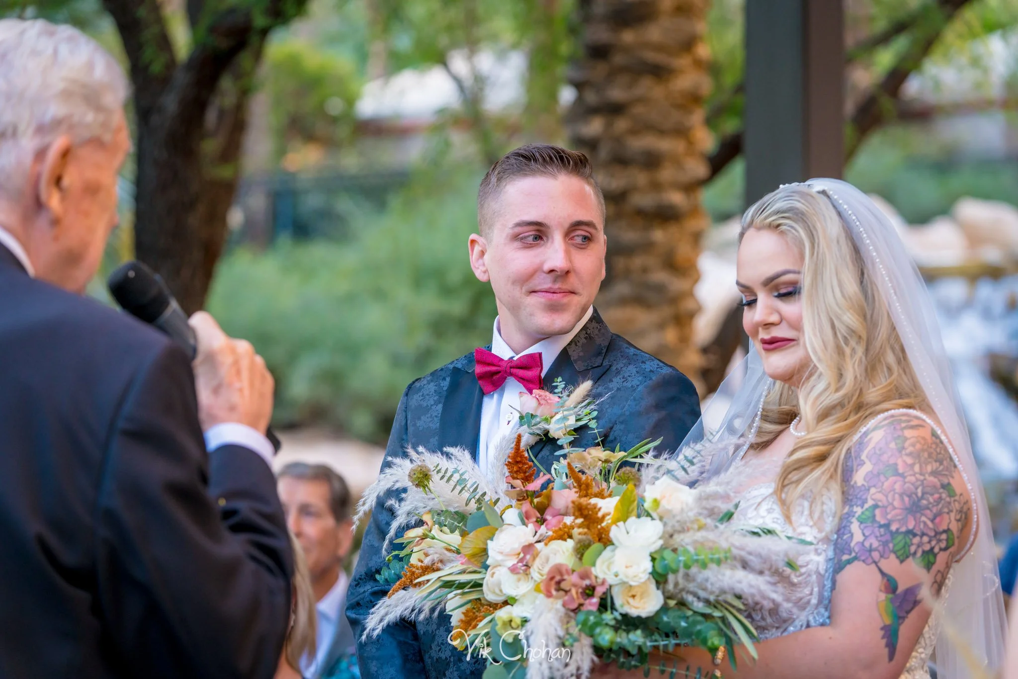 2021-10-23-Jessica-&-Max-JW-Marriott-Las-Vegas-Wedding-Photography-Vik-Chohan-Photography-Social-Media-168.jpg