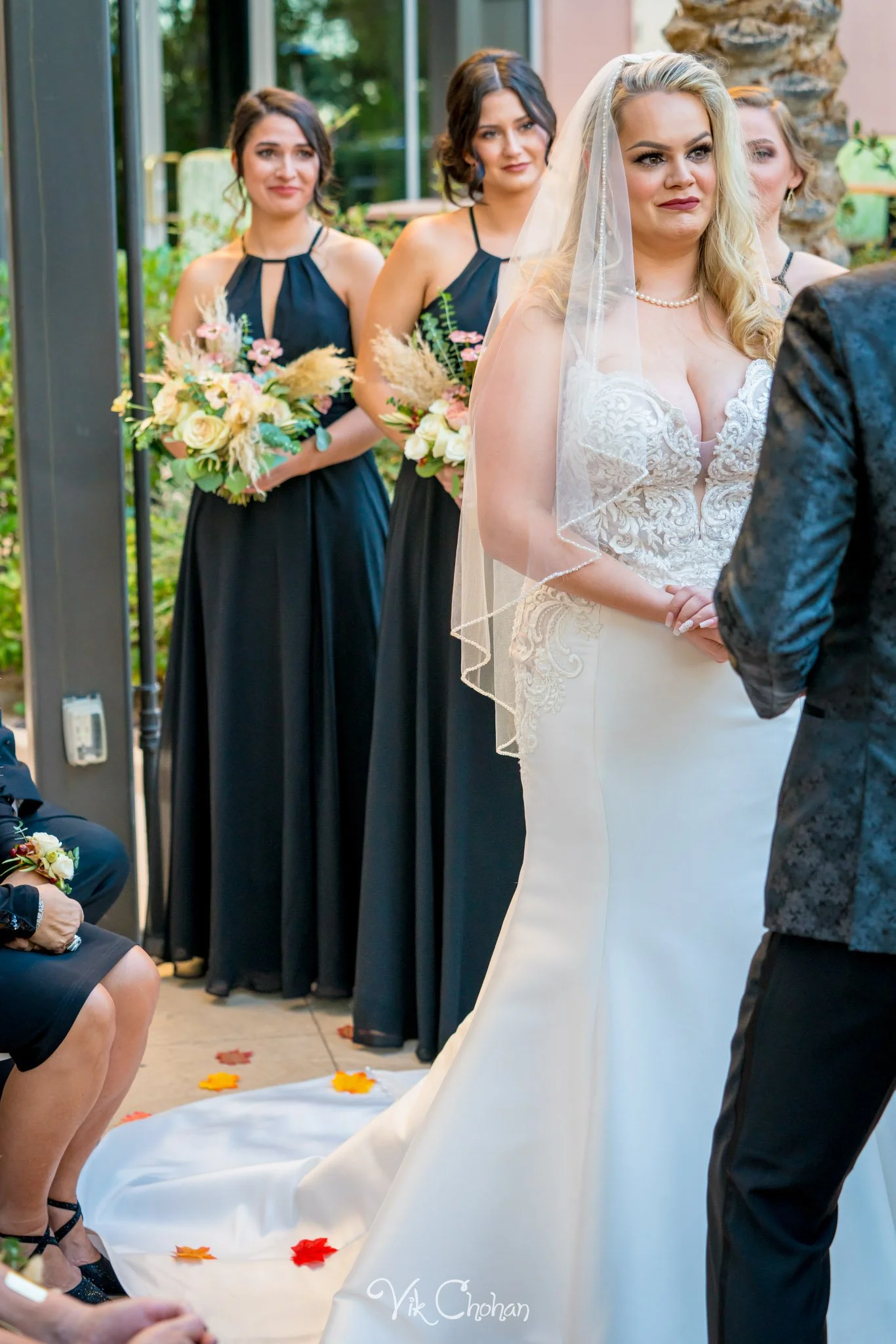 2021-10-23-Jessica-&-Max-JW-Marriott-Las-Vegas-Wedding-Photography-Vik-Chohan-Photography-Social-Media-179.jpg