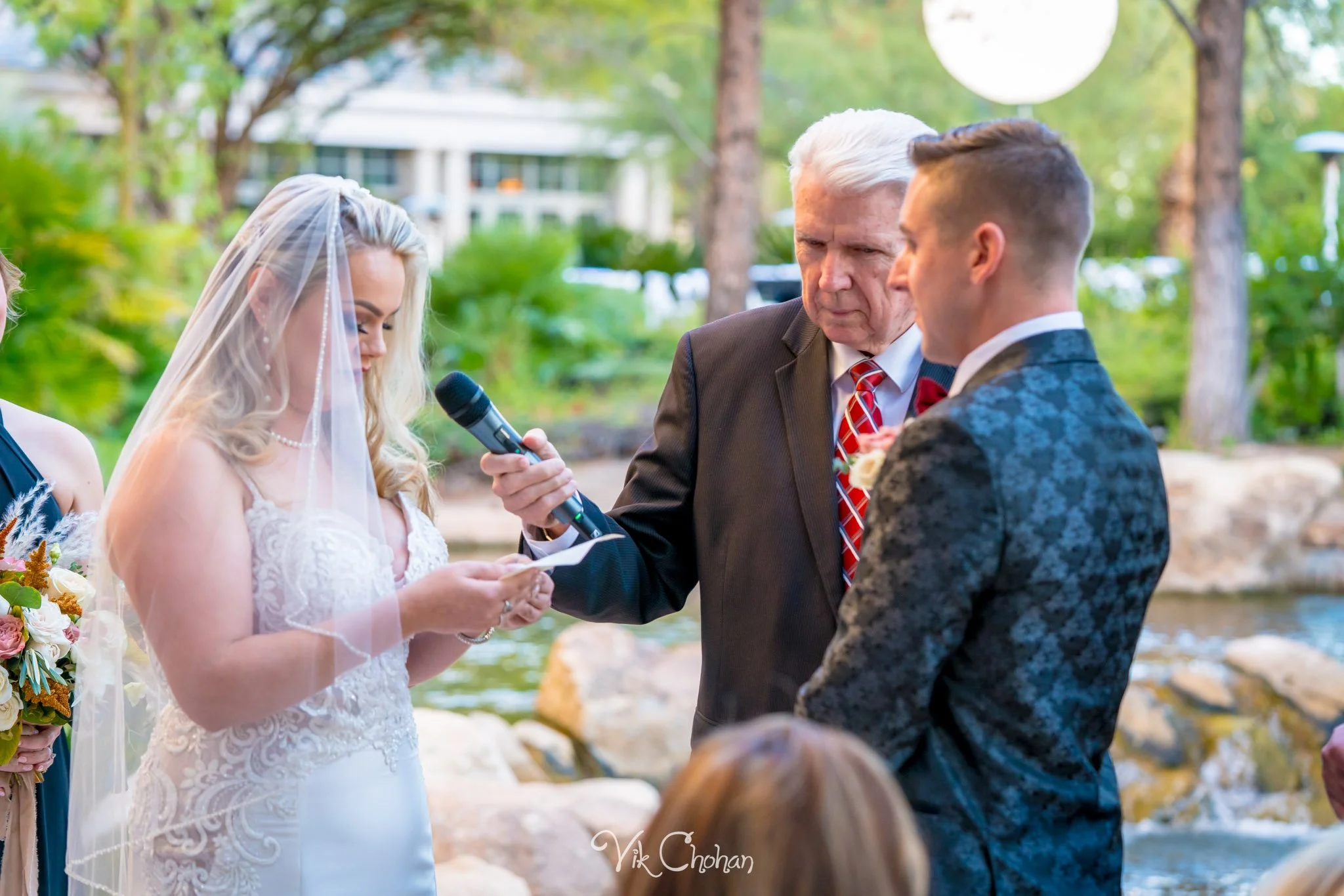 2021-10-23-Jessica-&-Max-JW-Marriott-Las-Vegas-Wedding-Photography-Vik-Chohan-Photography-Social-Media-188.jpg