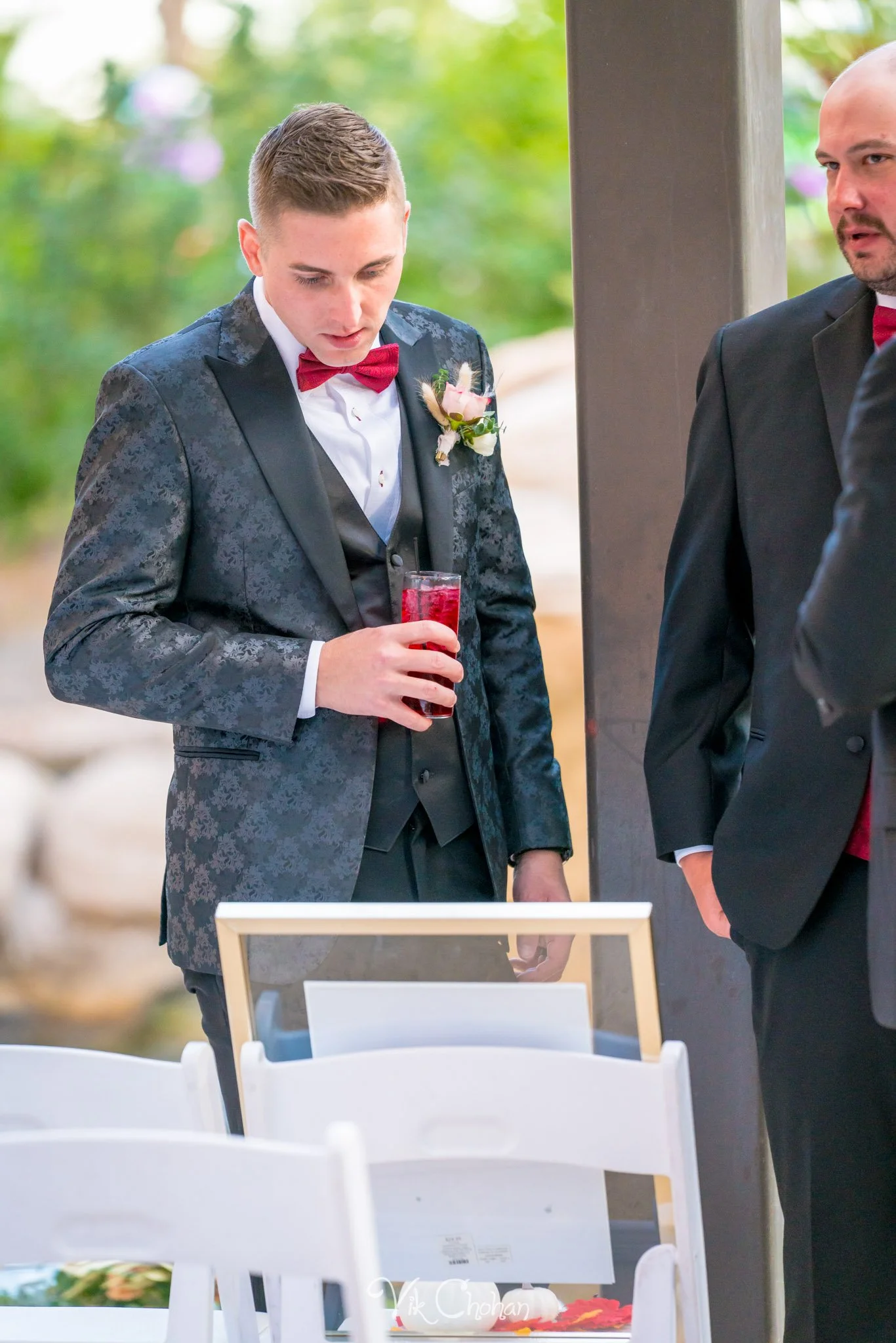 2021-10-23-Jessica-&-Max-JW-Marriott-Las-Vegas-Wedding-Photography-Vik-Chohan-Photography-Social-Media-216.jpg