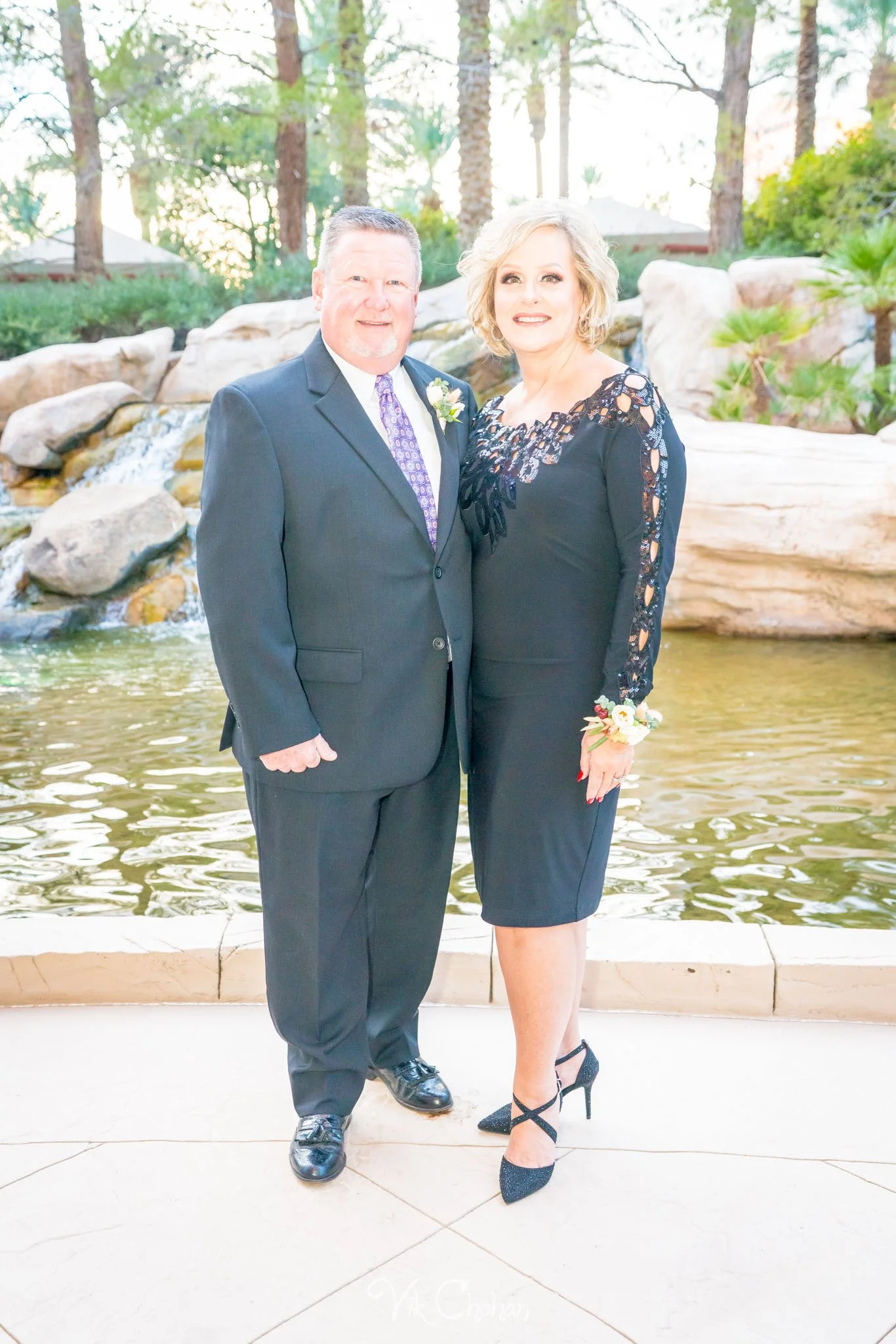 2021-10-23-Jessica-&-Max-JW-Marriott-Las-Vegas-Wedding-Photography-Vik-Chohan-Photography-Social-Media-218.jpg