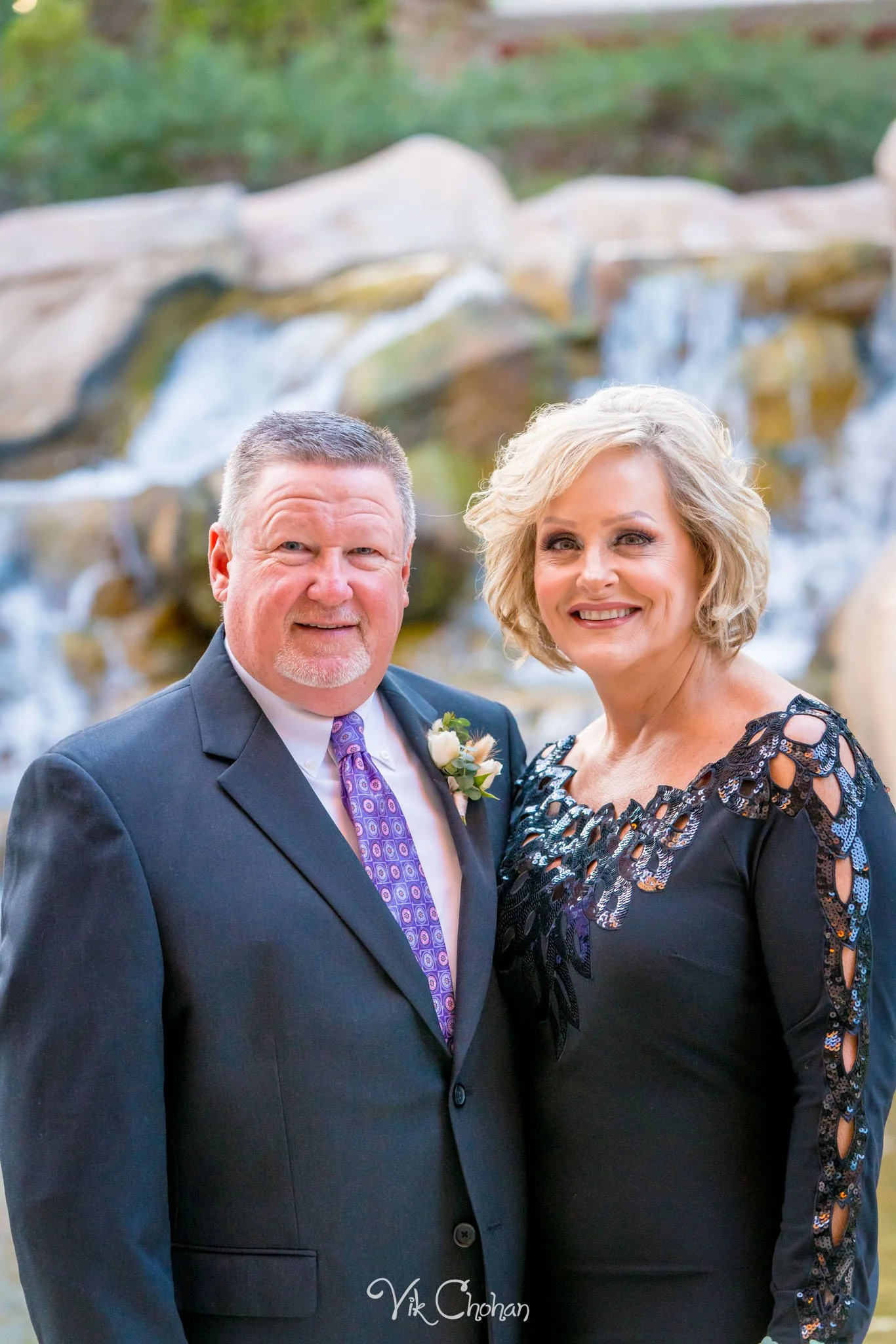 2021-10-23-Jessica-&-Max-JW-Marriott-Las-Vegas-Wedding-Photography-Vik-Chohan-Photography-Social-Media-220.jpg