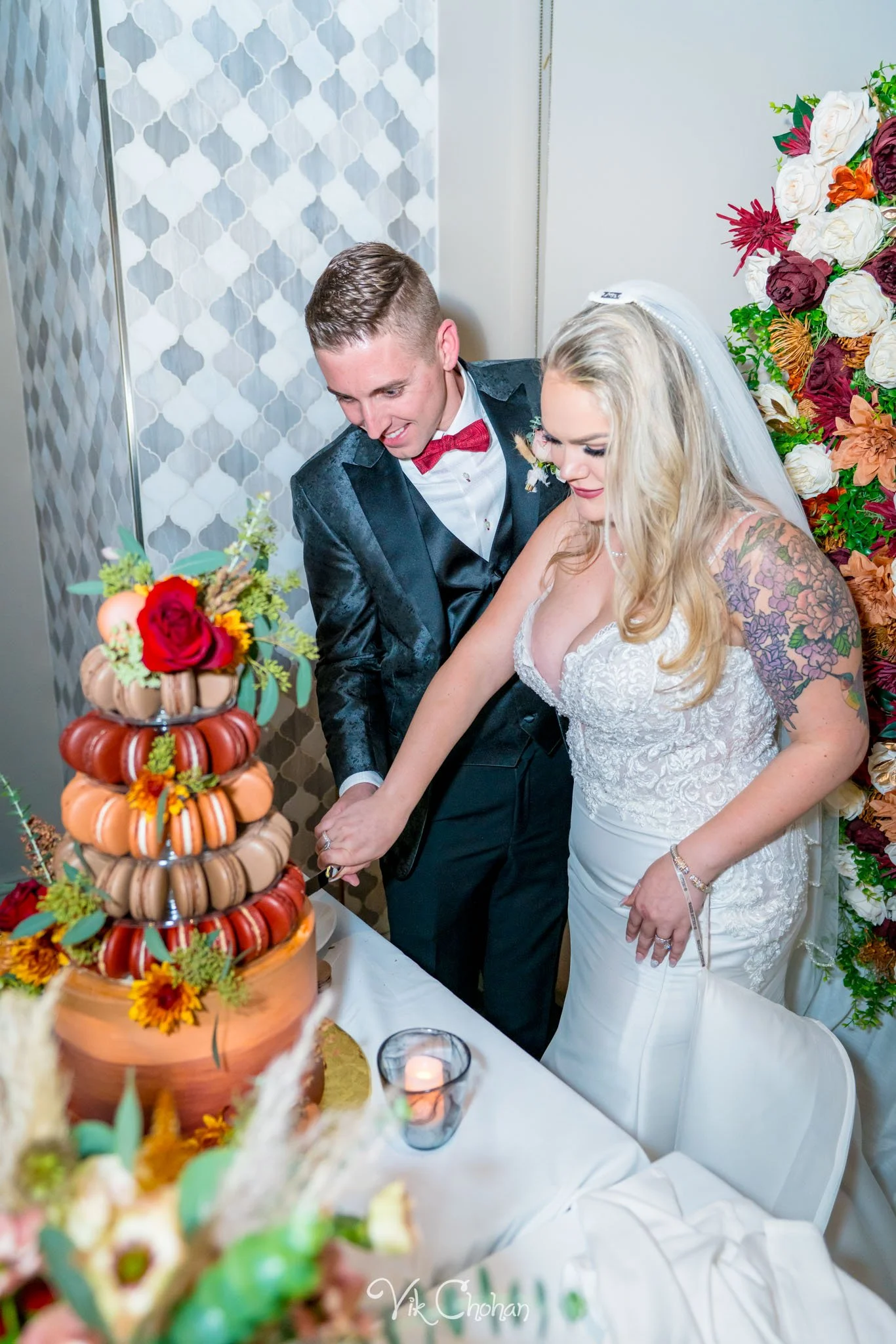 2021-10-23-Jessica-&-Max-JW-Marriott-Las-Vegas-Wedding-Photography-Vik-Chohan-Photography-Social-Media-404.jpg