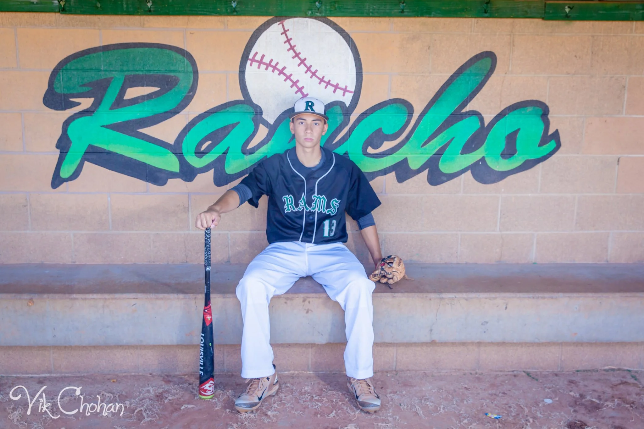Chayse-Senior-Photography-Vik-Chohan-Photograph-Photo-Booth-013.jpg