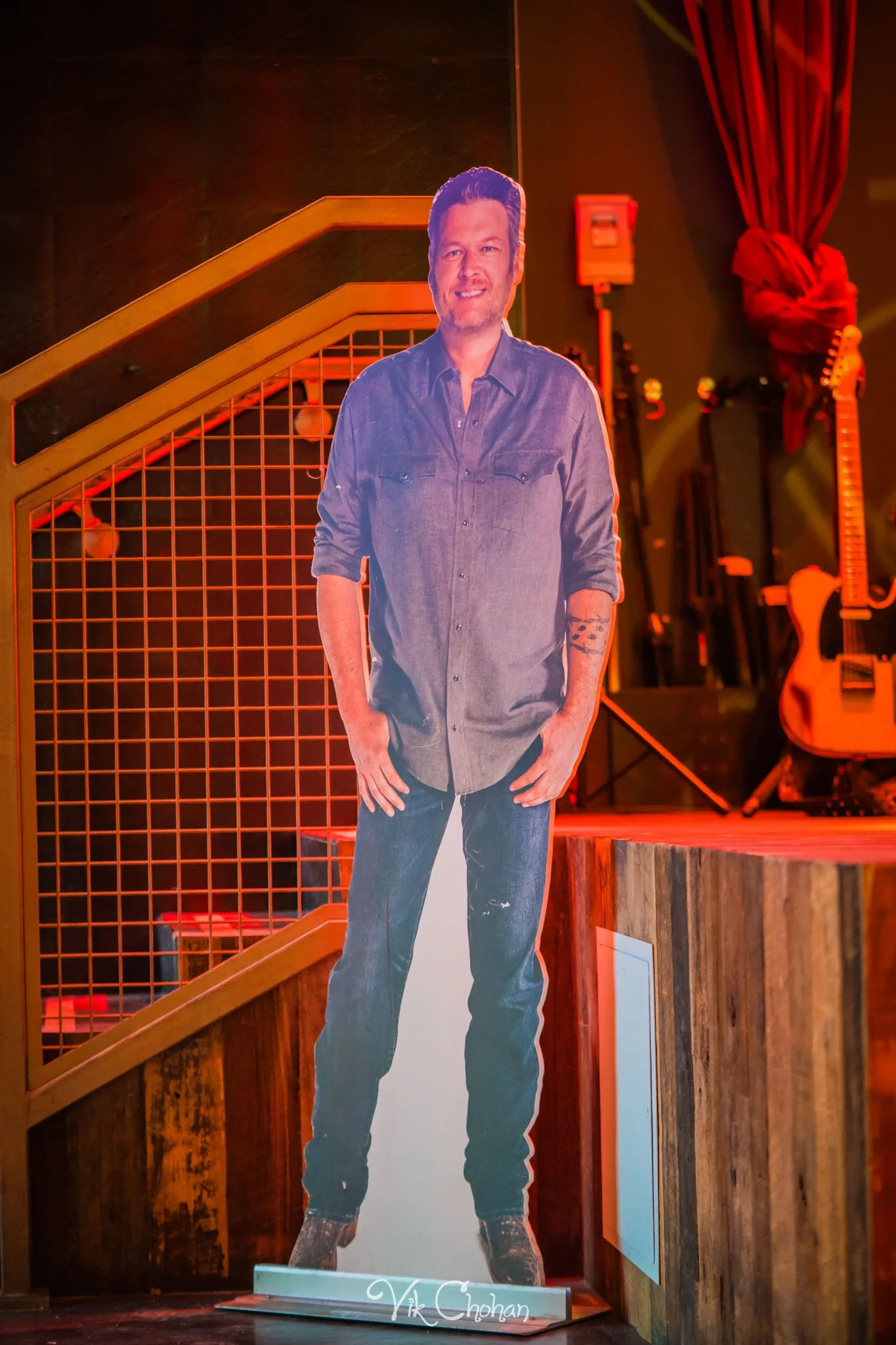 2026-10-08-Kristen-Brown-Performing-at-Ole-Red-Blake-Shelton-oct-8th-2026-Vik-Chohan-Photography-Social-Media-001.jpg